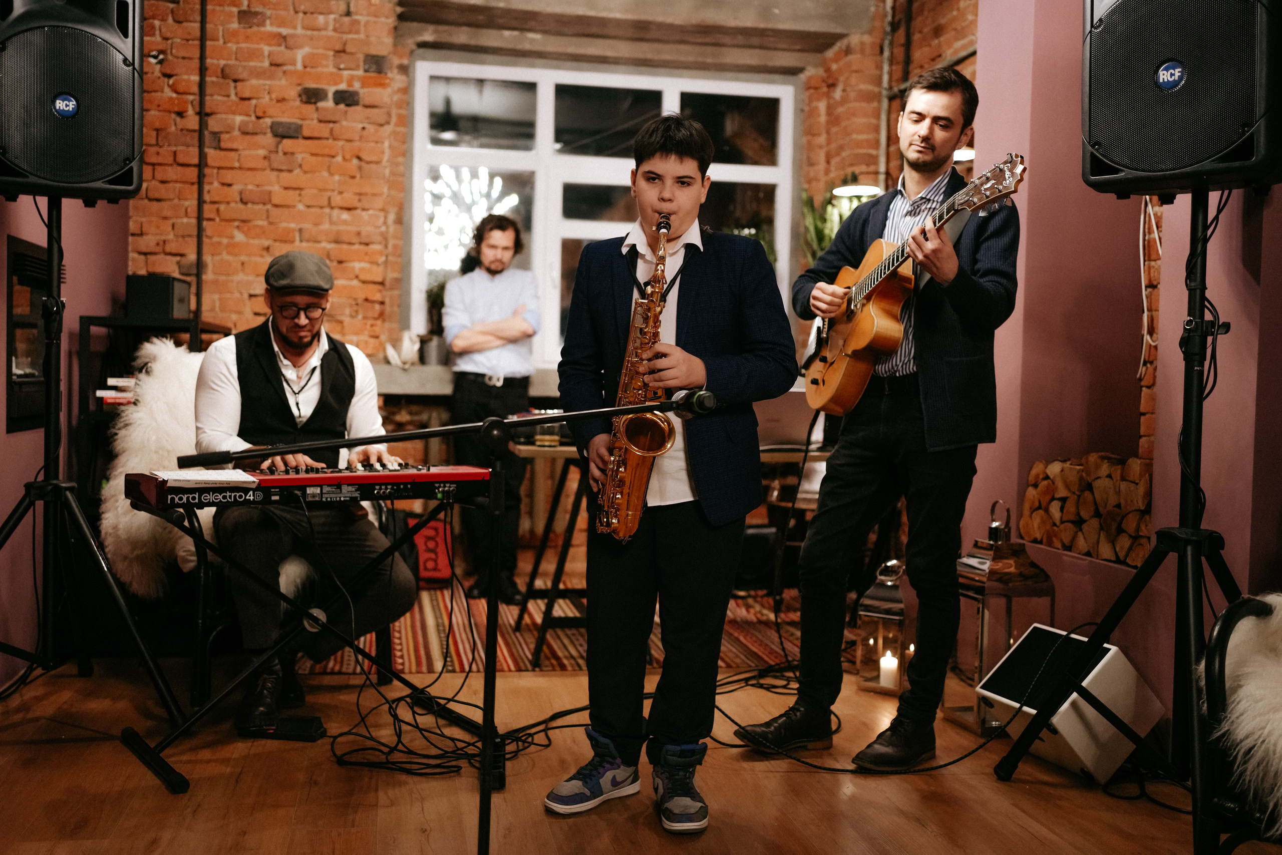 Ирина и Денис, Екатеринбург, репортаж. Фотограф Перевозкина Анна