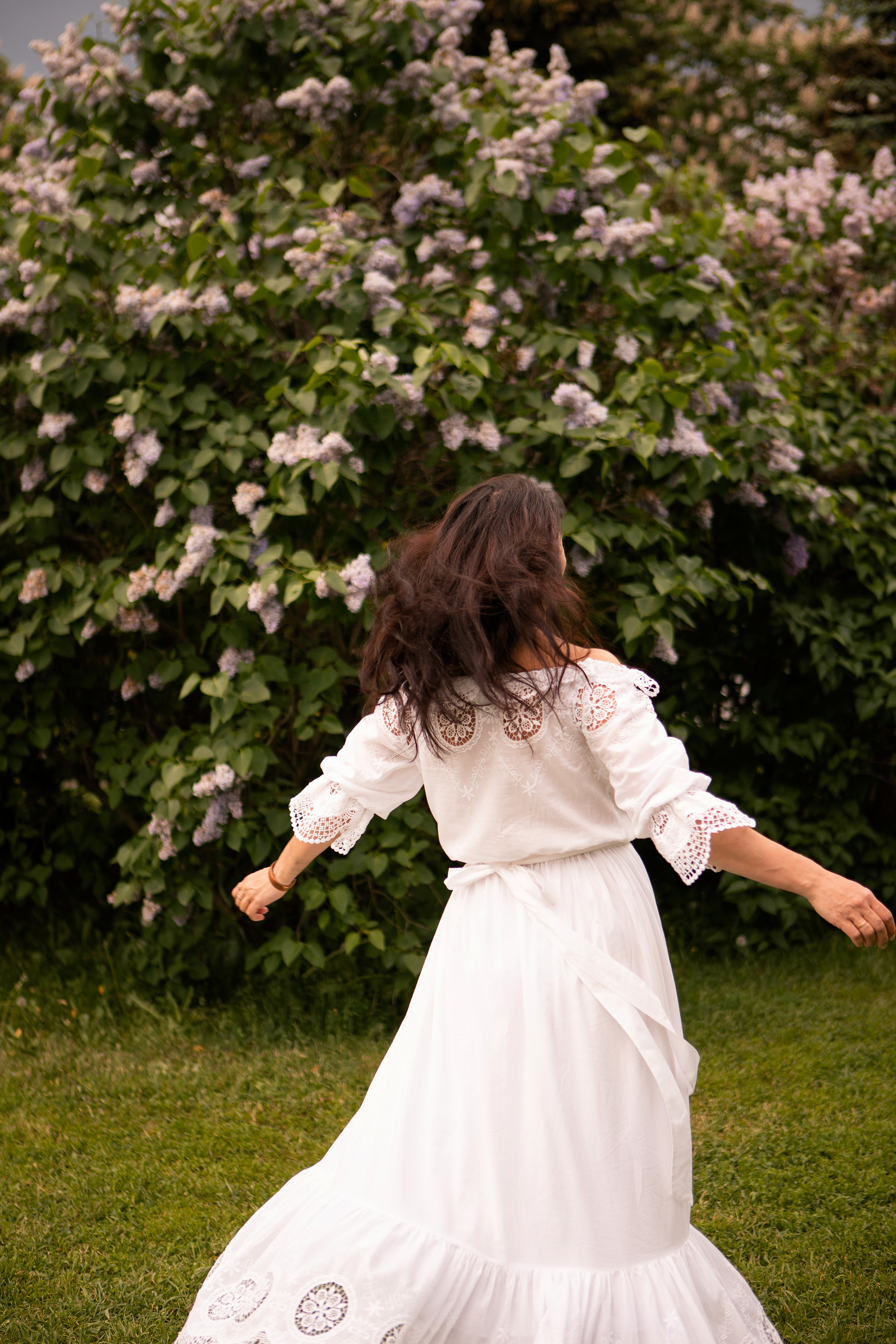 Прогулка Катерины в Сиреневом саду. Фотограф в Москве Серегина Екатерина