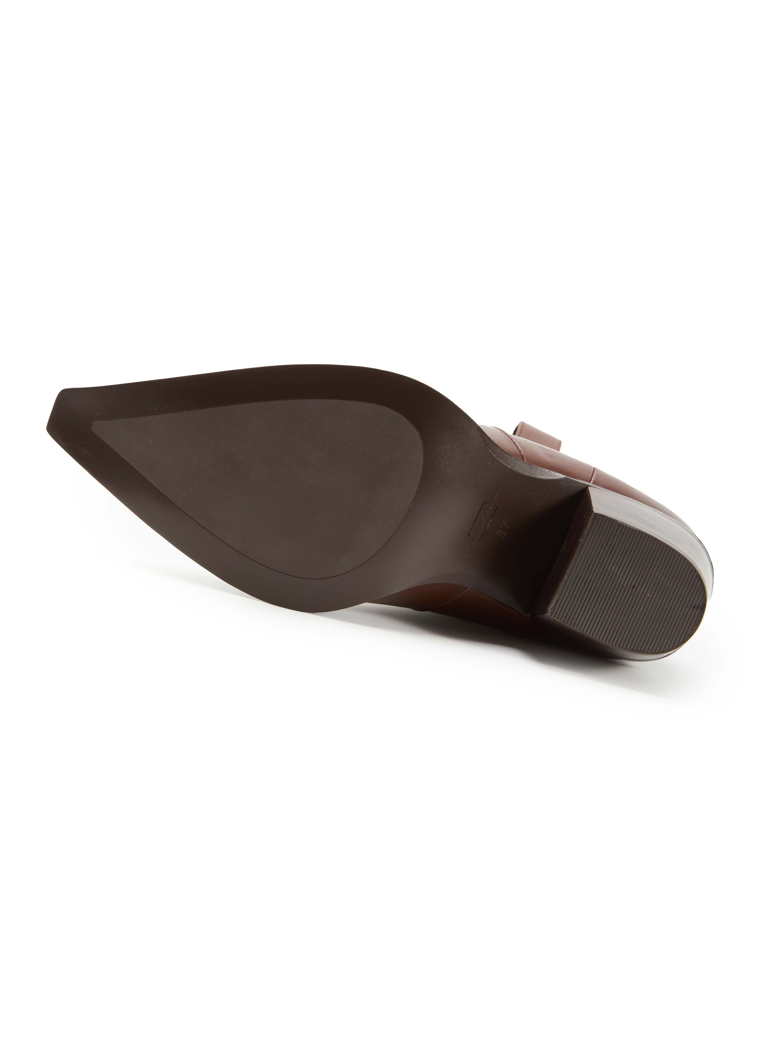 Каталожная фотография обуви. Фотограф в Москве Егор Гончаров