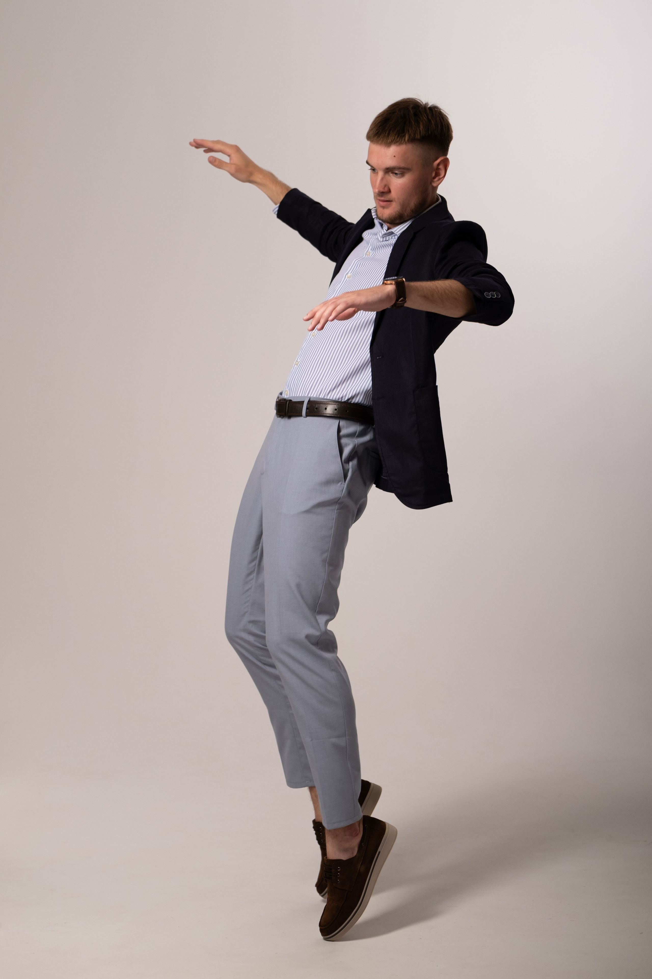 Владимир. Профессиональная фотосъемка в Крыму. Натуральные эмоции и живые кадры. Забронируйте дату прямо сейчас!