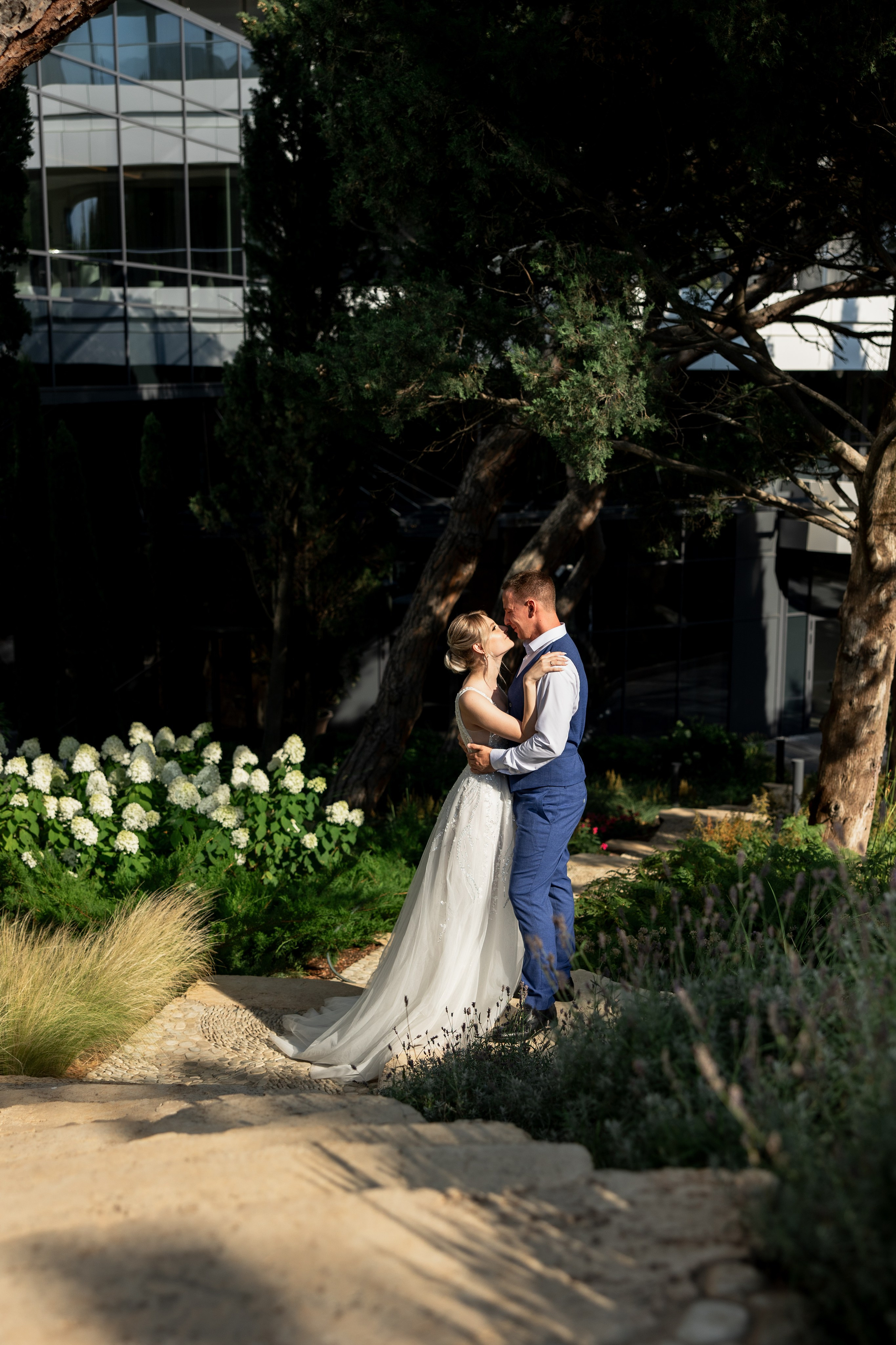 Е+В (Утро, ЗАГС, Luciano, Банкет). Профессиональная фотосъемка в Крыму. Натуральные эмоции и живые кадры. Забронируйте дату прямо сейчас!