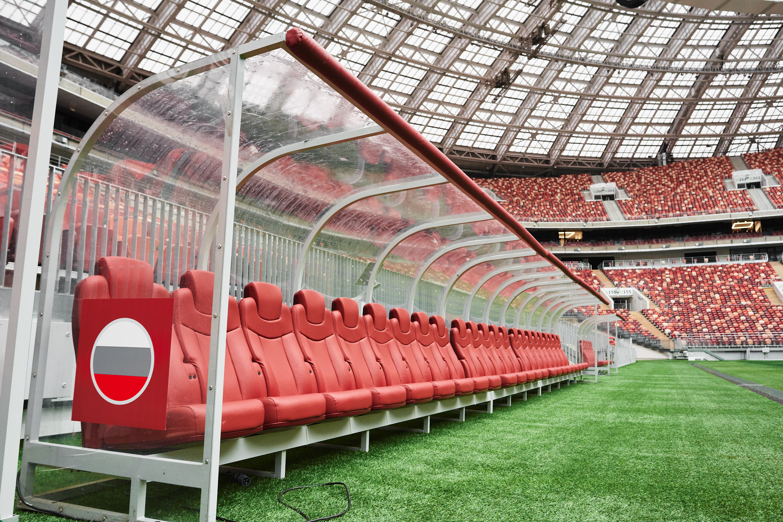 Артём Савиных — профессиональный фотограф в Москве | Репортажи, свадьбы, портреты