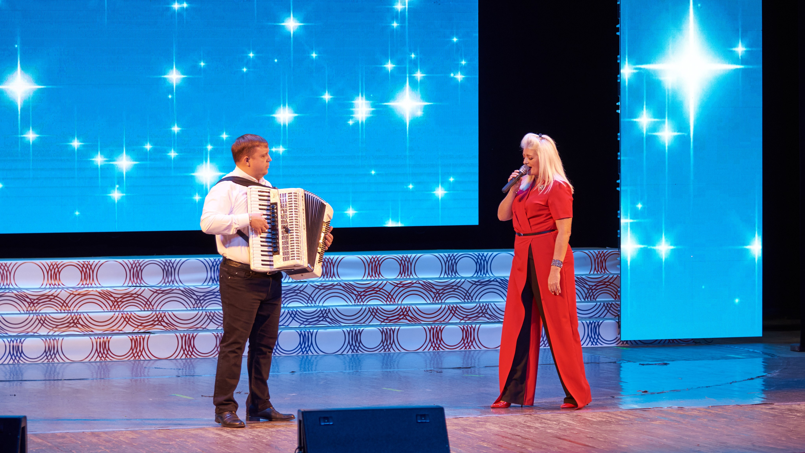 День учителя 2022. [fXph] Фотограф Масликов Илья. Съёмка мероприятий в Ленинске-Кузнецком