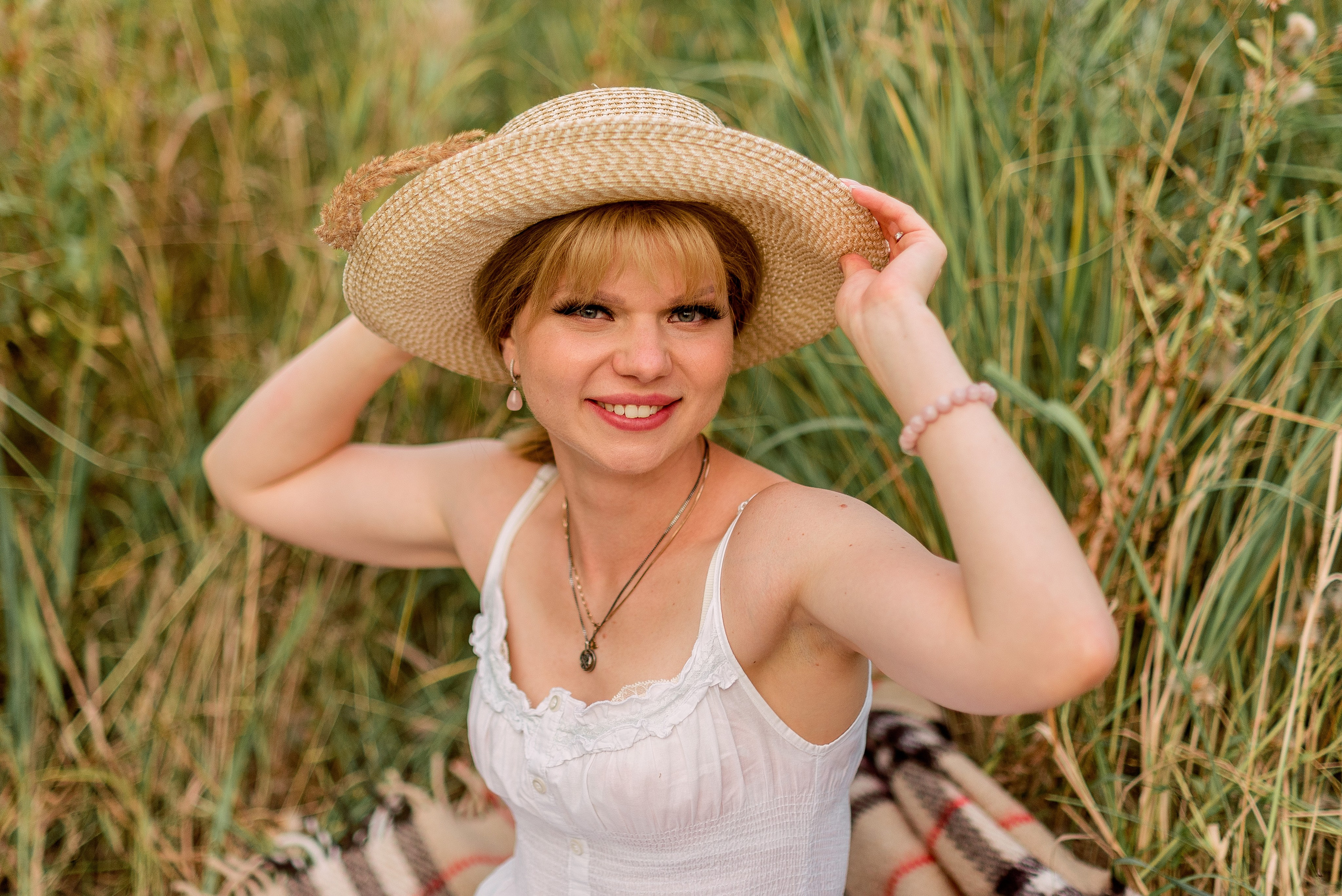 В поле. Фотограф Юлия Попова