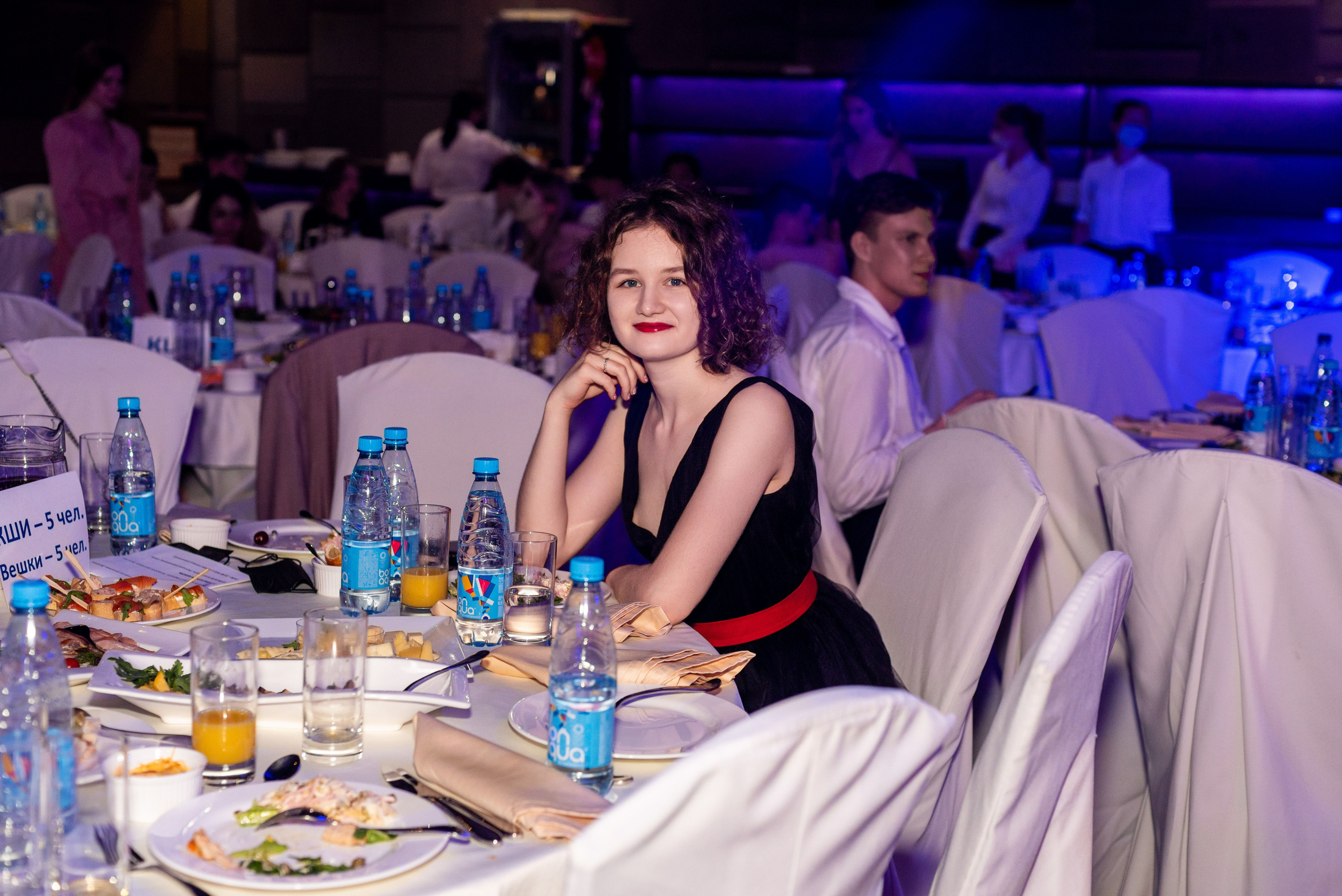 Выпускные 11 кл. Фотограф Юлия Попова