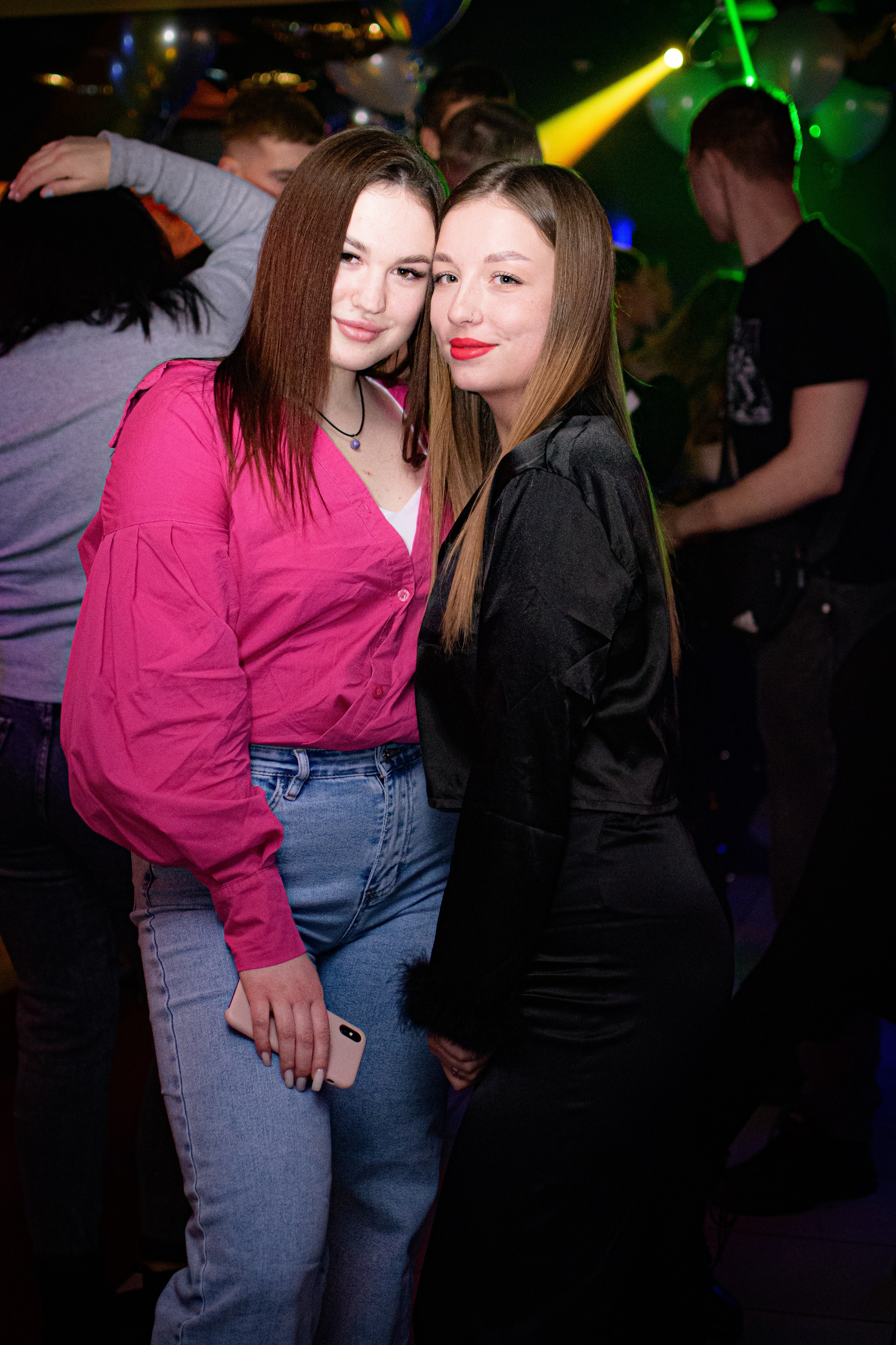 HOLLYWOOD / 6 YEARS. Photokarish