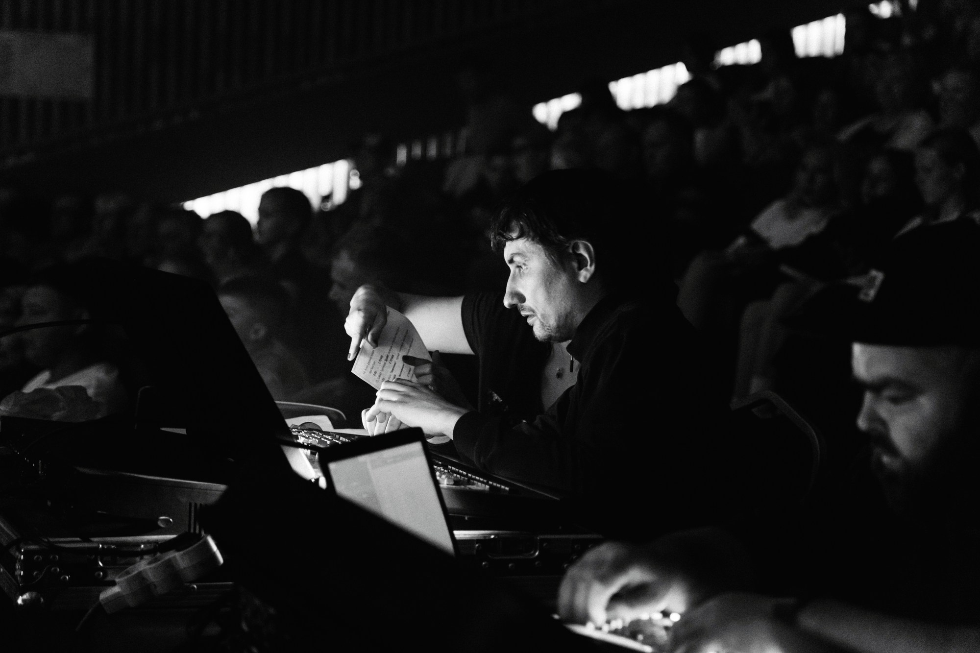 Отчётный концерт танцевальной студии «Make Me Dance». Бизнес фотограф в Новосибирске Александр Рощин