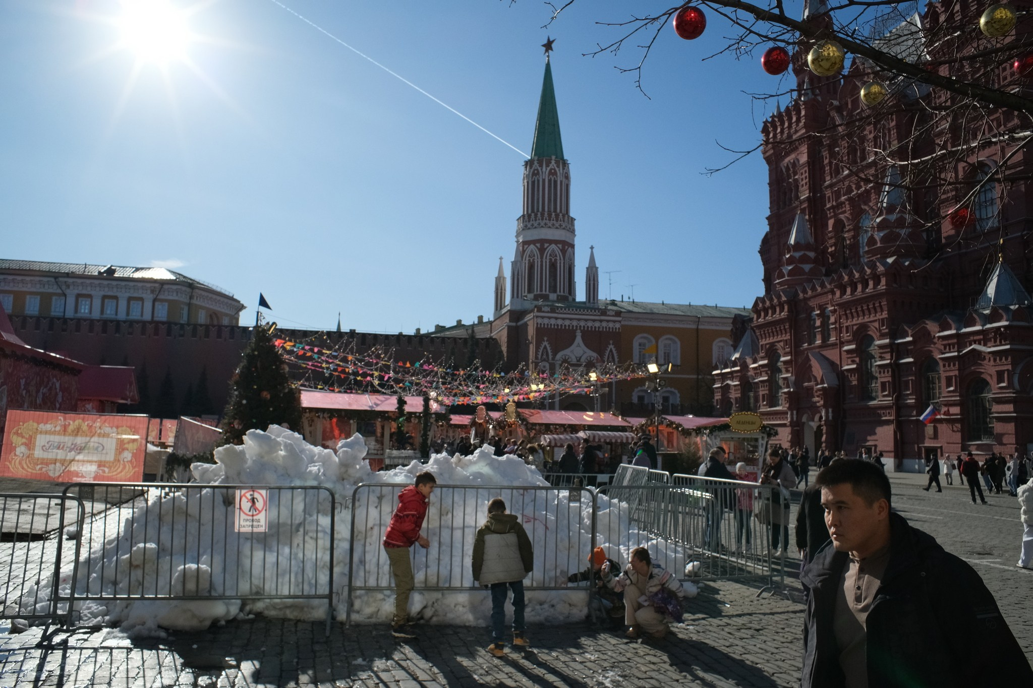 Улица, люди, жизнь…