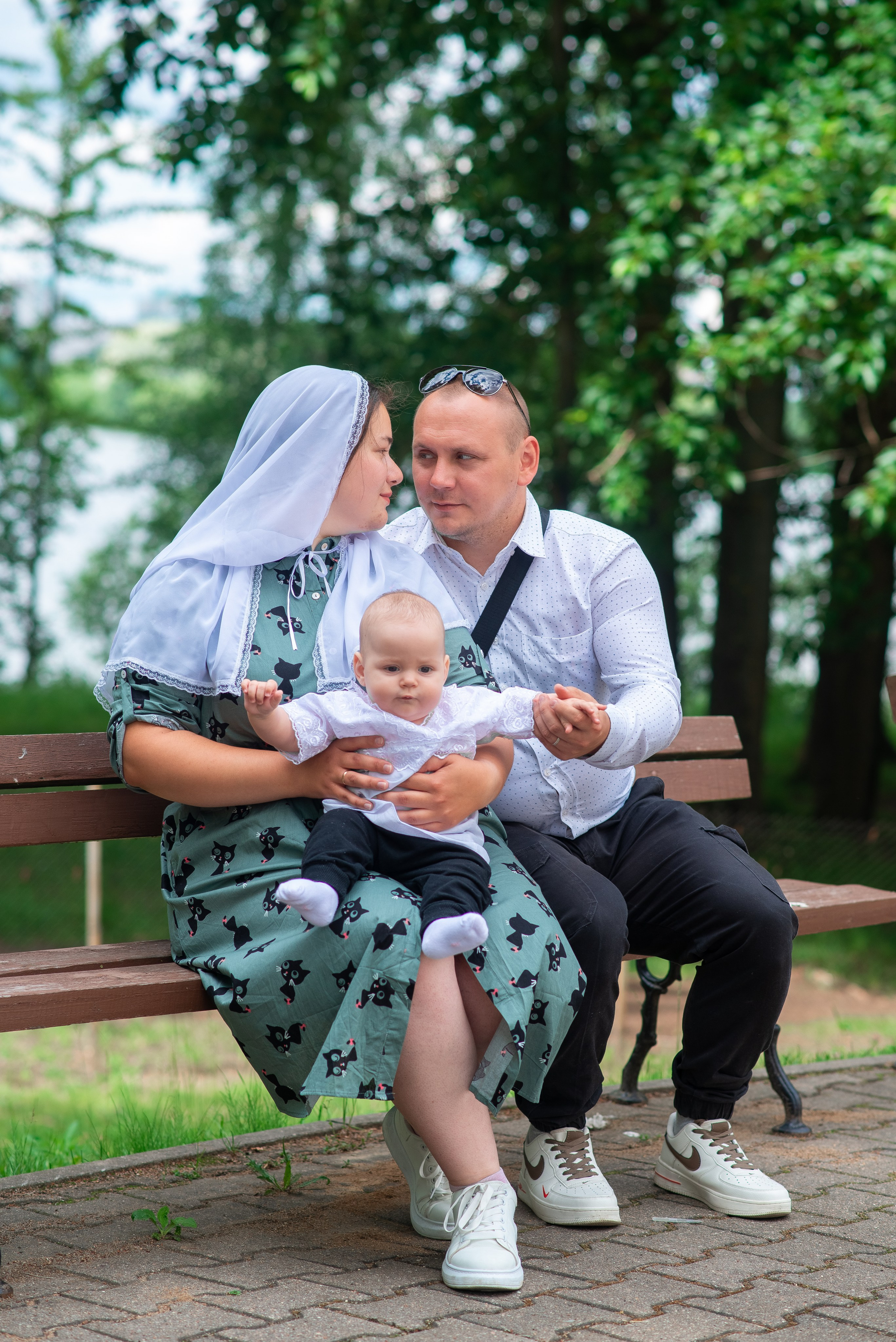 Крещение Дианы в хр. Иконы Минской. Семейный фотограф на выписку из роддома и крещение Минск Настя Гришук