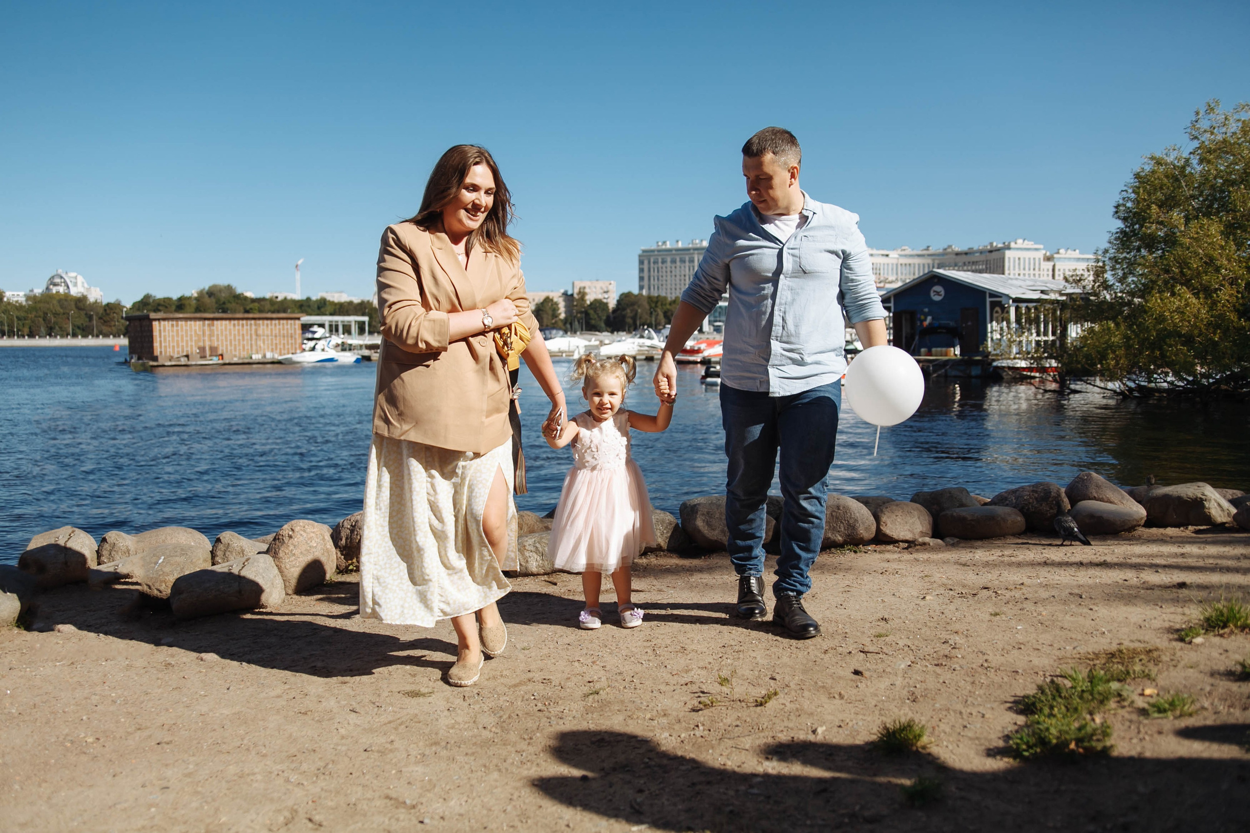 Бусинка и Ко. Семейный фотограф, свадебный фотограф, женский портрет в Санкт-Петербу