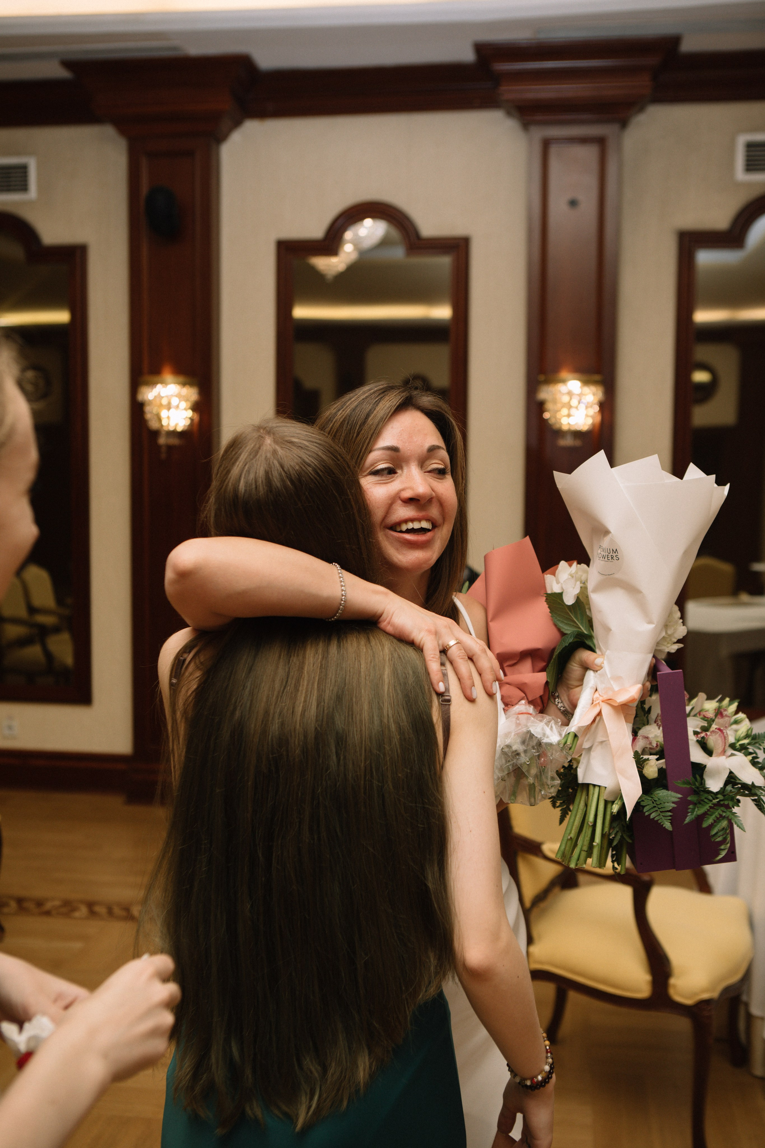 Лиза и Сережа. Роспись и тусовка в коттедже. Свадебный и портретный фотограф в Москве Анастасия Масюк