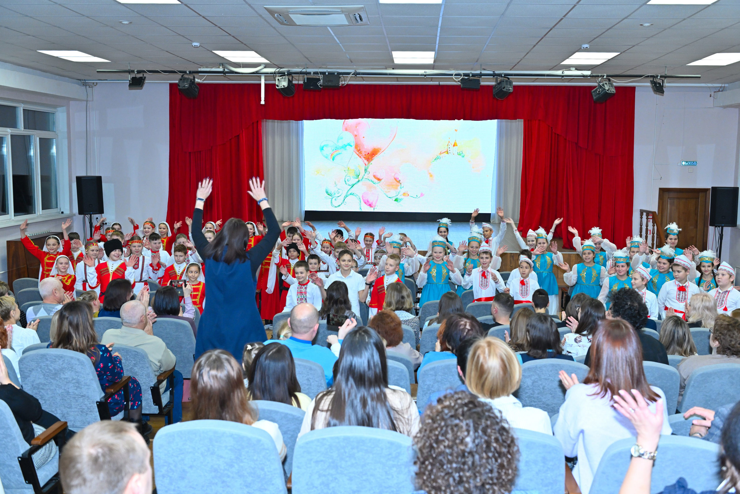 2025-11-21 День семьи 127. Снежинск фото Андрианов