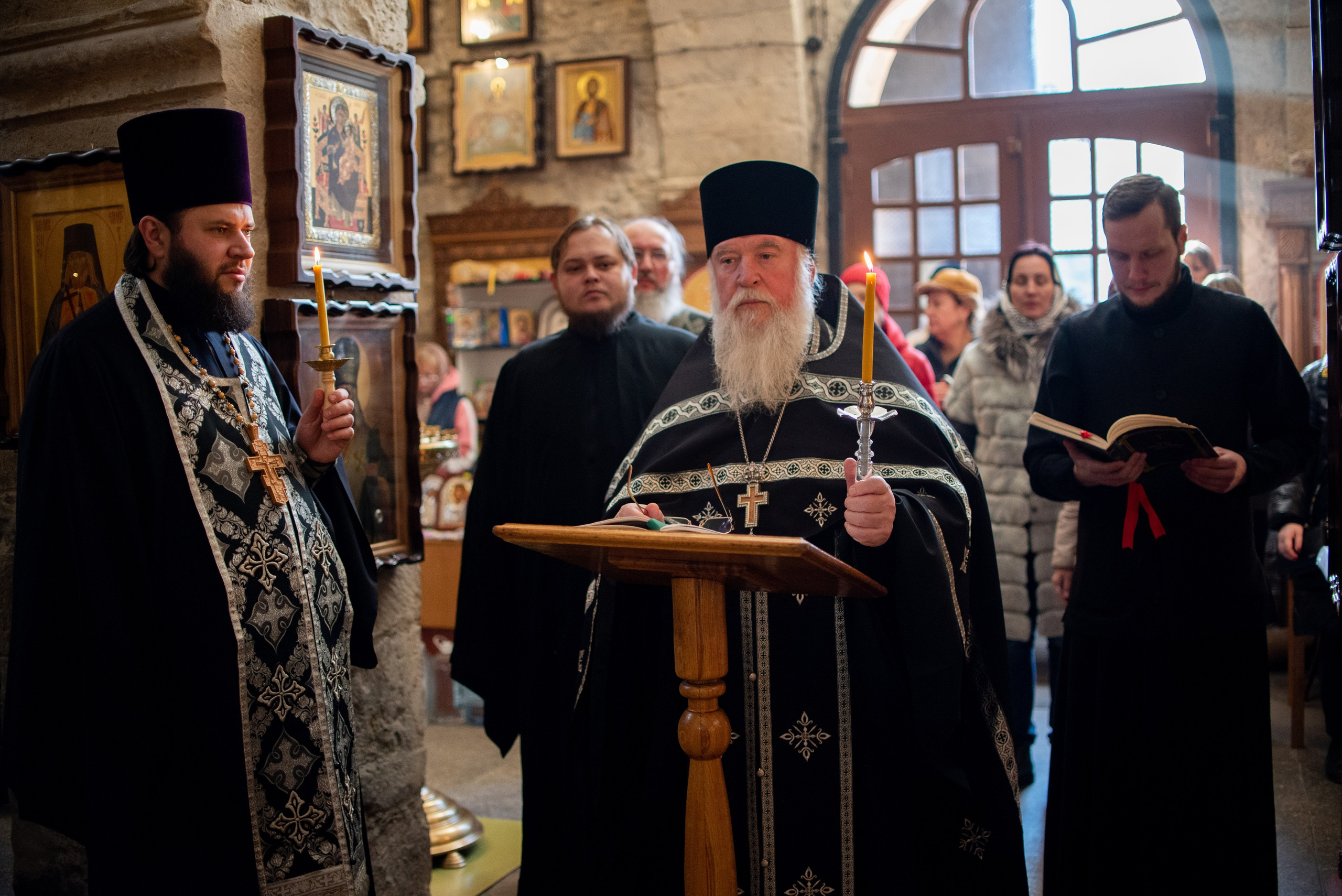 Служба в Иверском храме 2.03.2023. Семейный и свадебный фотограф в Феодосии и Коктебеле