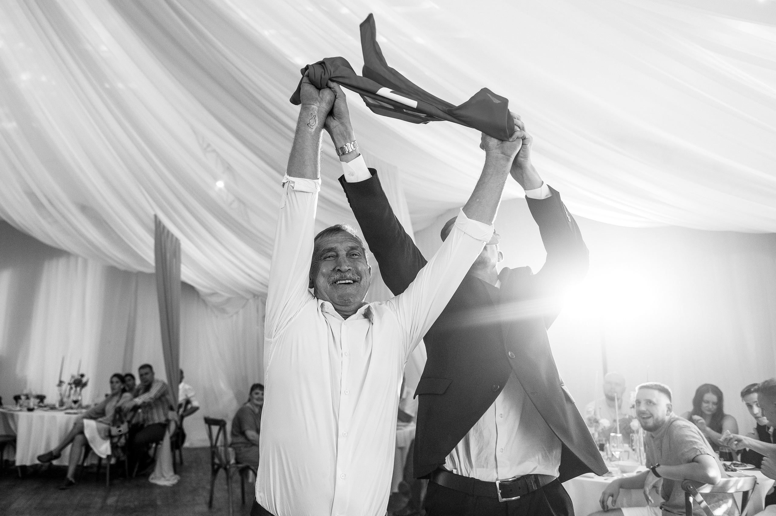 Вот такая заварушка. Свадебный фотограф Саша Базенко