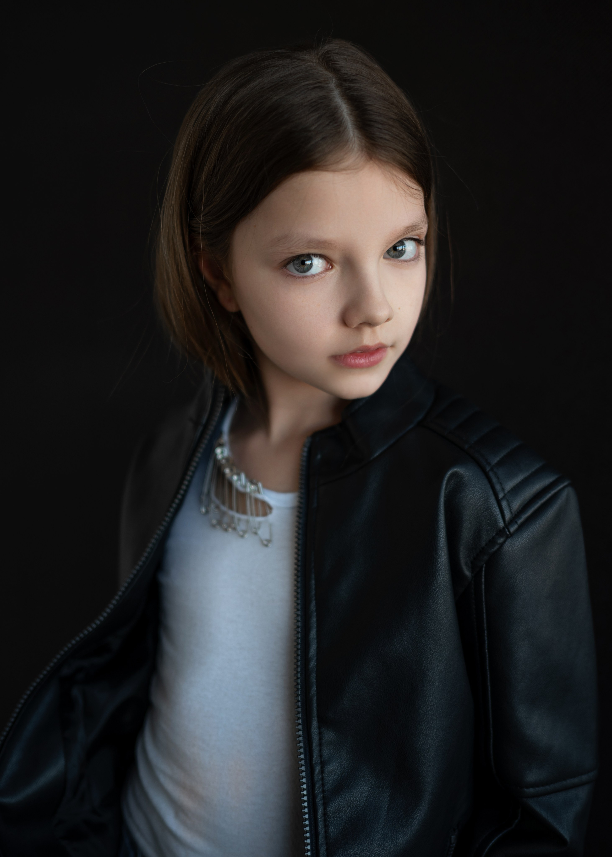 Модельное портфолио. Фотограф Москва Виктория Вишневская актерское / модельное портфолио