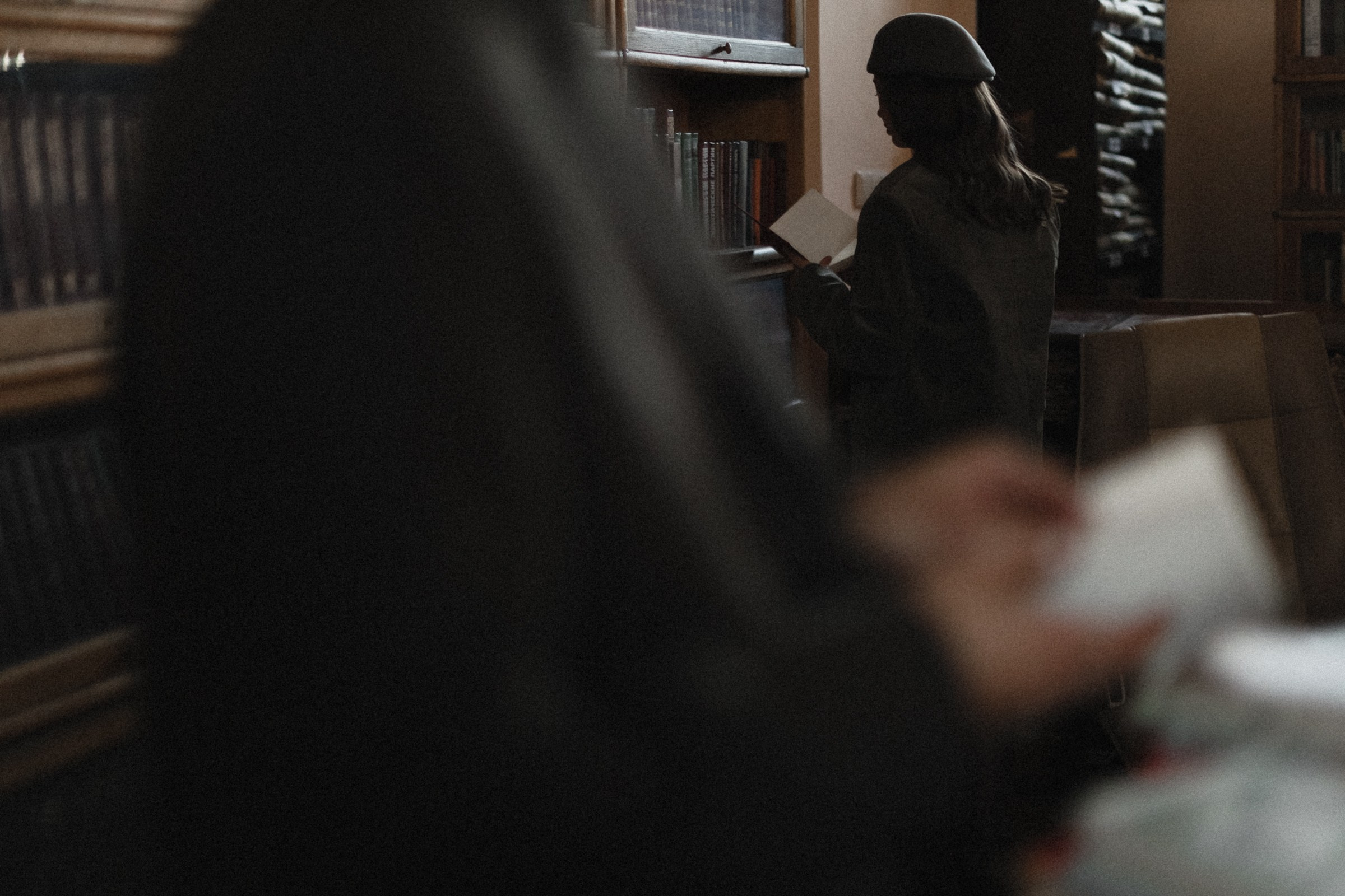 Тишина в библиотеке. Свадебный и семейный фотограф Москва, Спб, Крым Игорь Сазонов