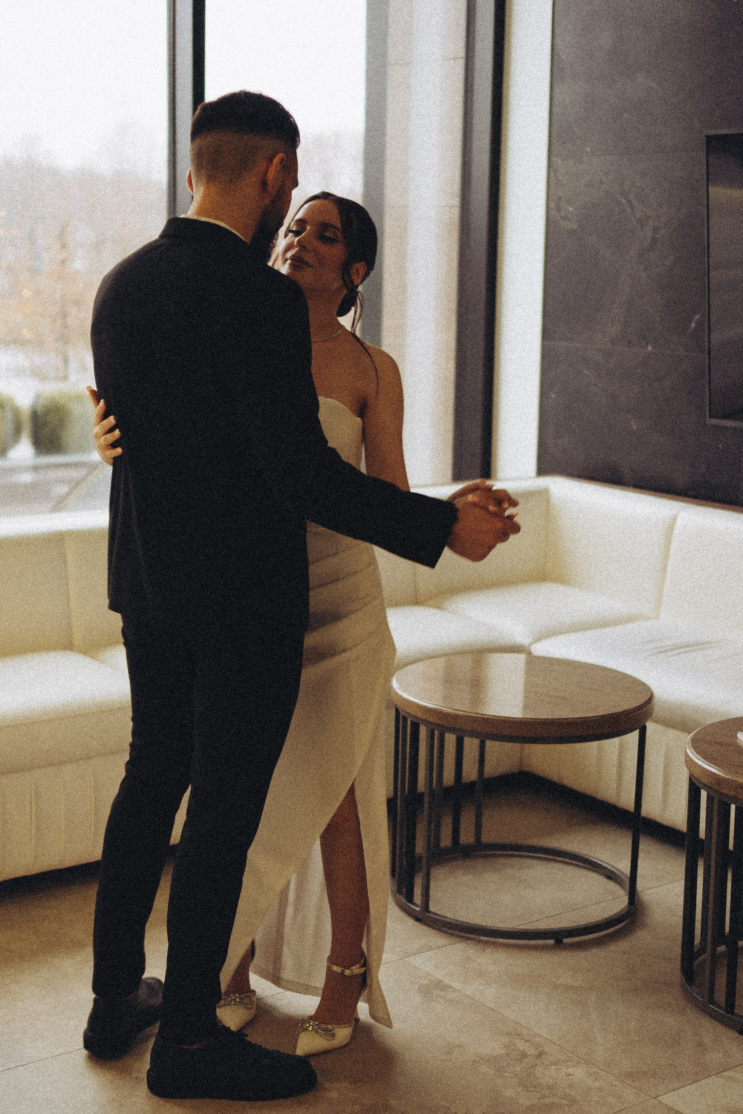 СВАДЕБНАЯ СЬЕМКА СБОРОВ ЖЕНИХА И НЕВЕСТЫ В ОТЕЛЕ И ТАКЖЕ ФОТОСЕССИИЯ В ОТЕЛЕЕ МЕГАПОЛИС БРЯНСК. Профессиональный фотограф, Санкт-Петербург — Виктория Богомолова