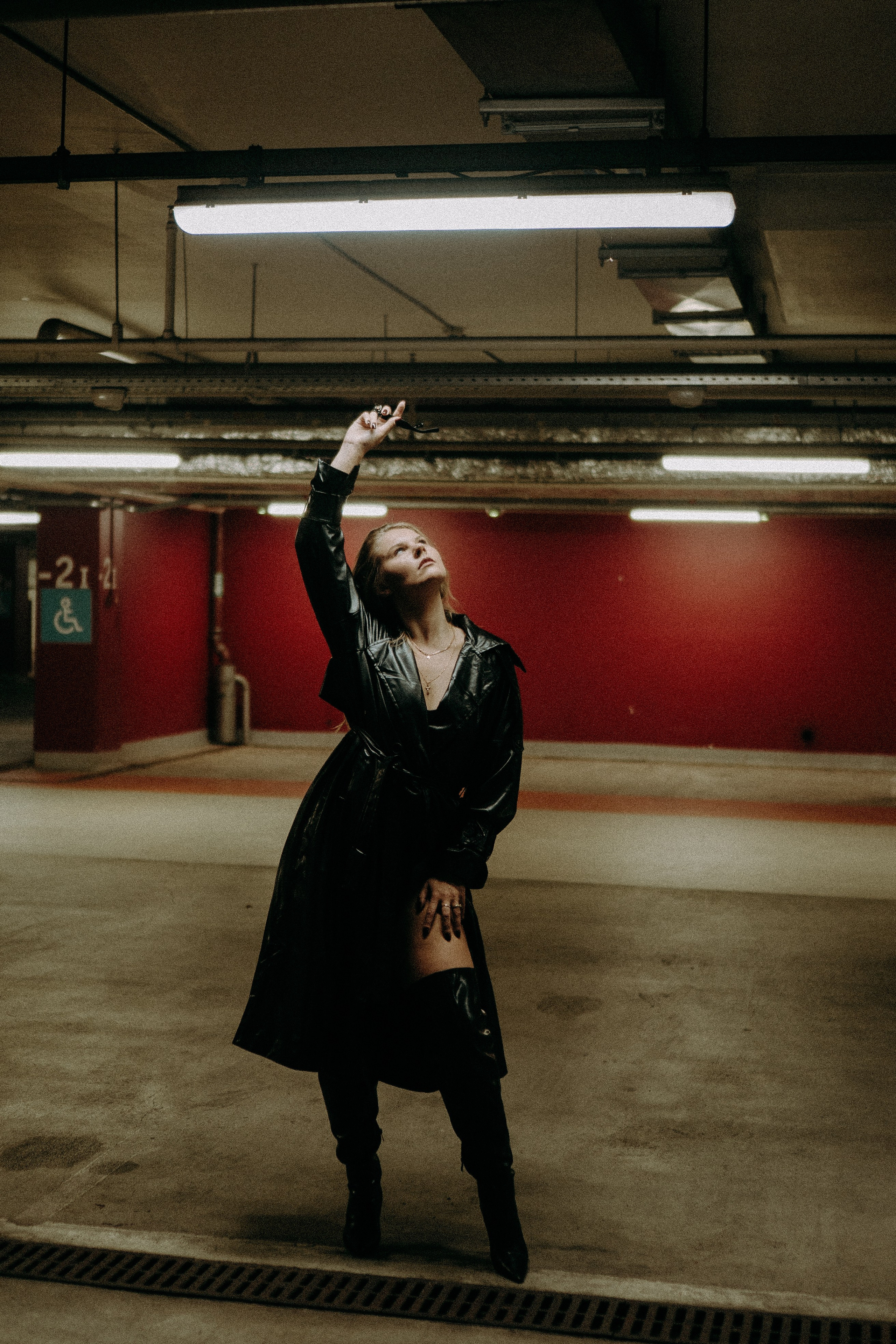 НА ПАРКОВКЕ. Профессиональный фотограф, Санкт-Петербург — Виктория Богомолова