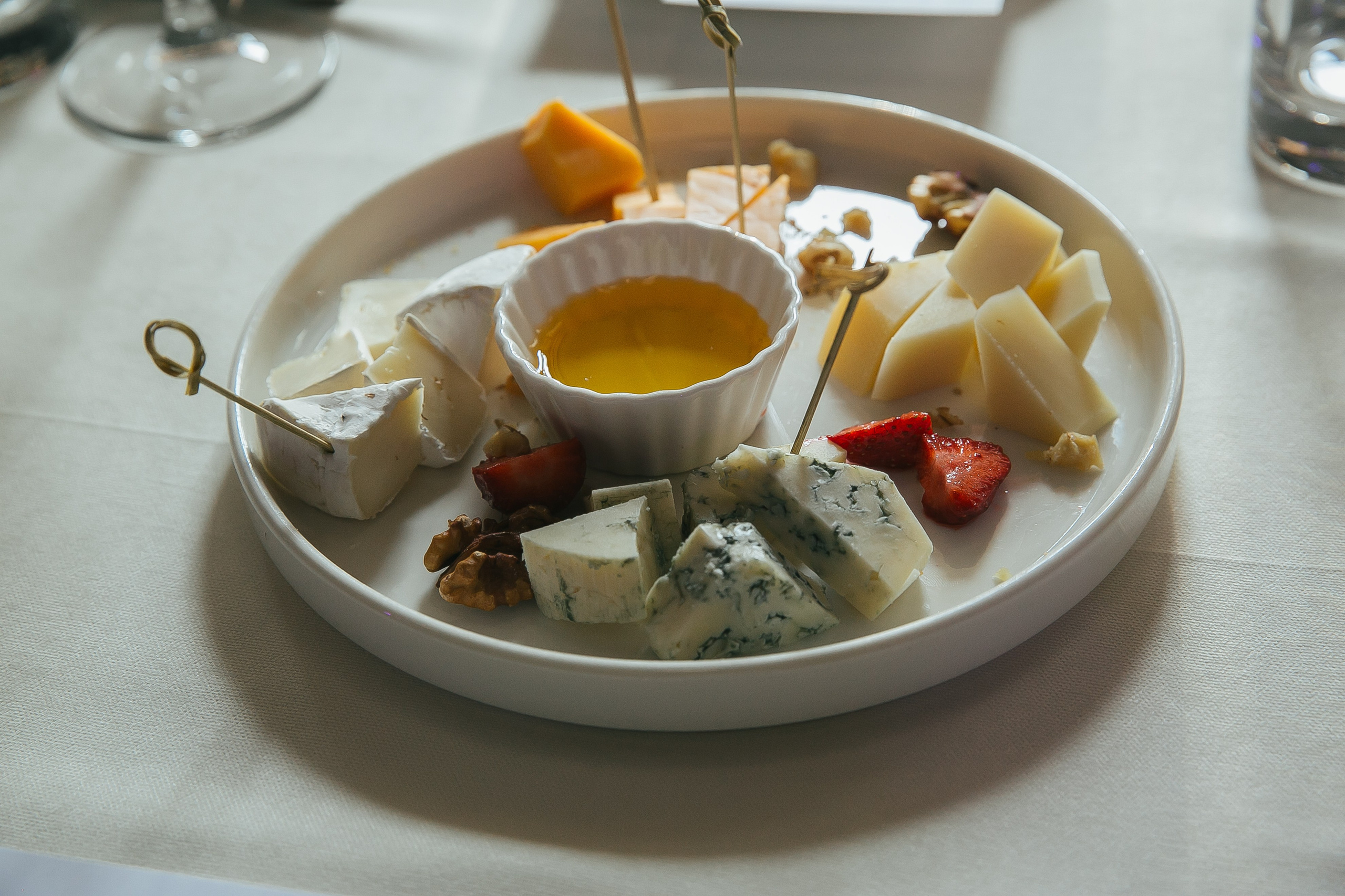 Свадебная Фотосессия (ЗАГС Воронеж) фотограф Ольга Волкова. Свадебный, Семейный и Детский фотограф в Воронеже Ольга Волкова