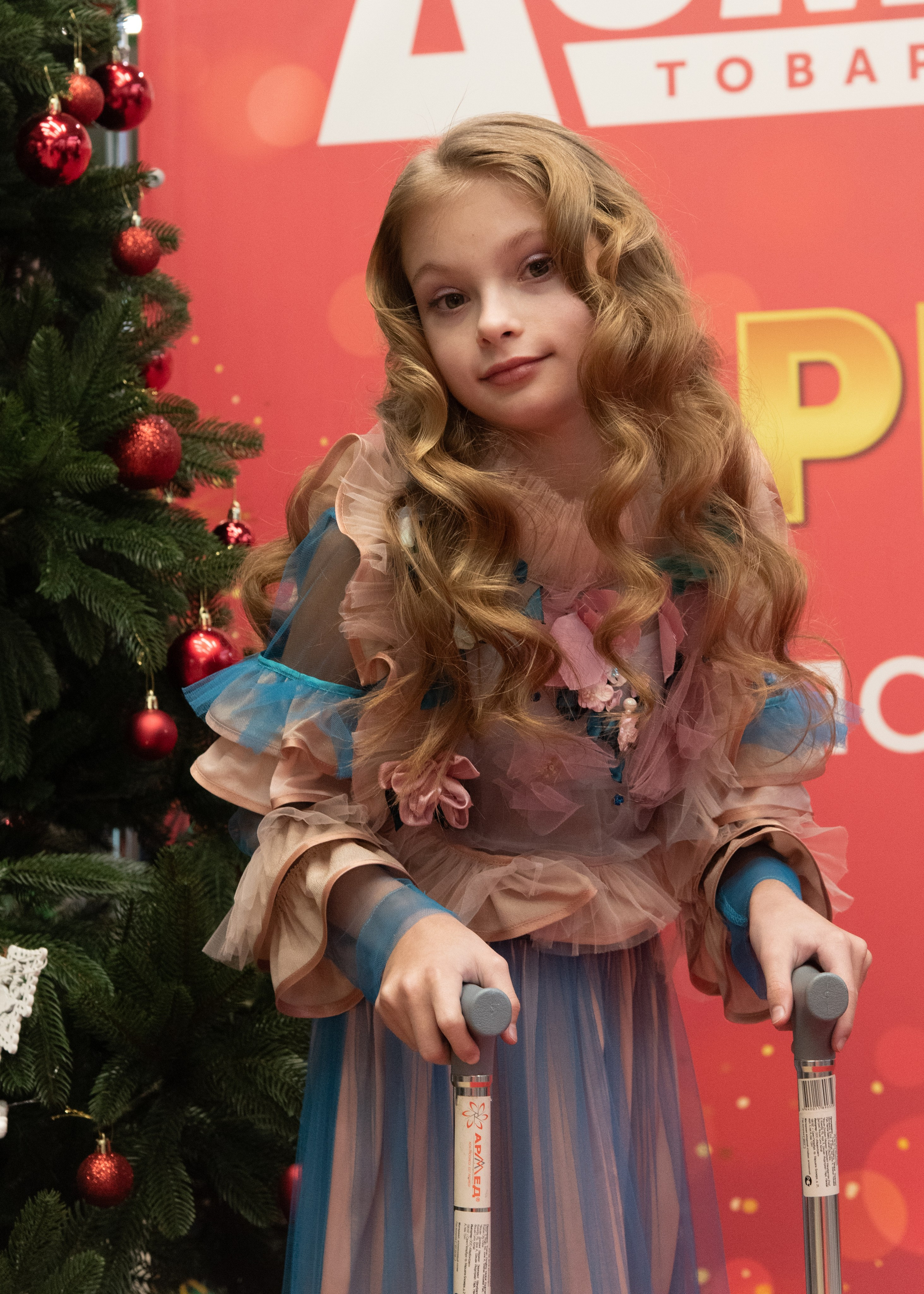 Показ Мод БФ «Исток Жизни». Дети с «Безграничными Возможностями». Портретный Семейный Fine-Art фотограф в Санкт-Петербурге Криулина