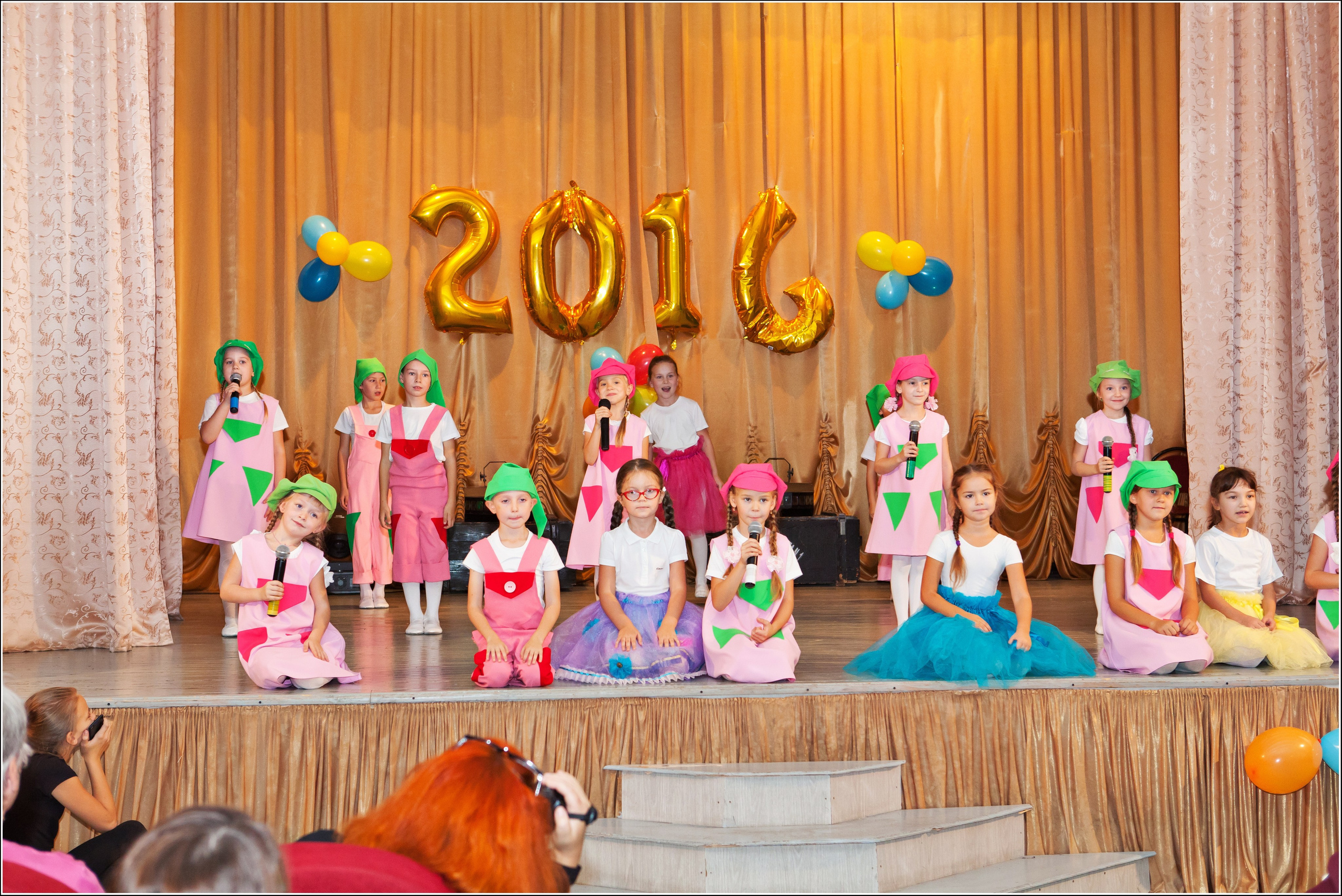 Выступление коллектива Дежавю. Фото и видео Москва, Московский. Свадебный фотограф, видеограф, фотосессии, видеосъемка