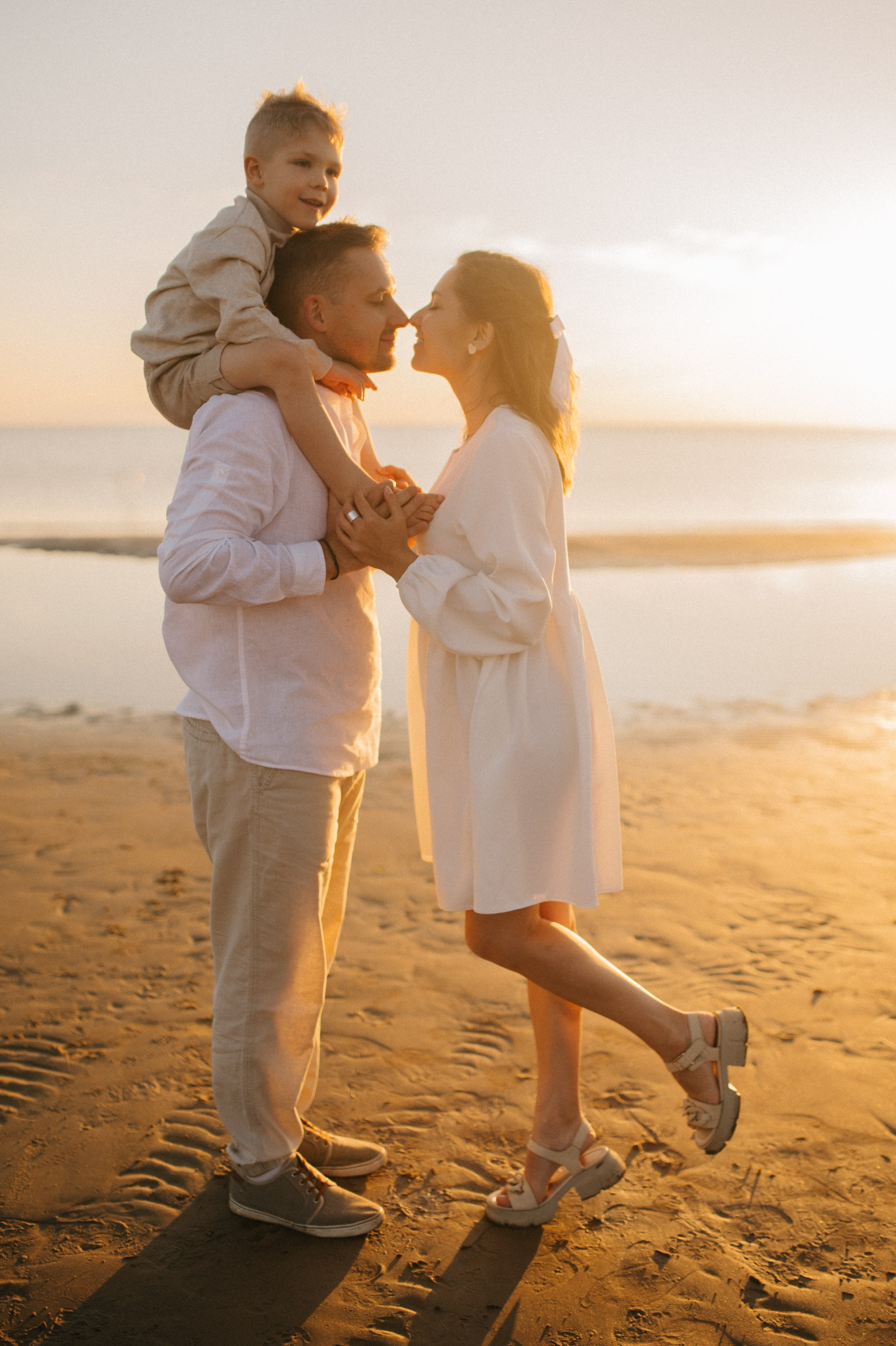 Фотосессия на заливе. Семейный и детский фотограф и видеограф в Санкт-Петербурге Веденина Юл