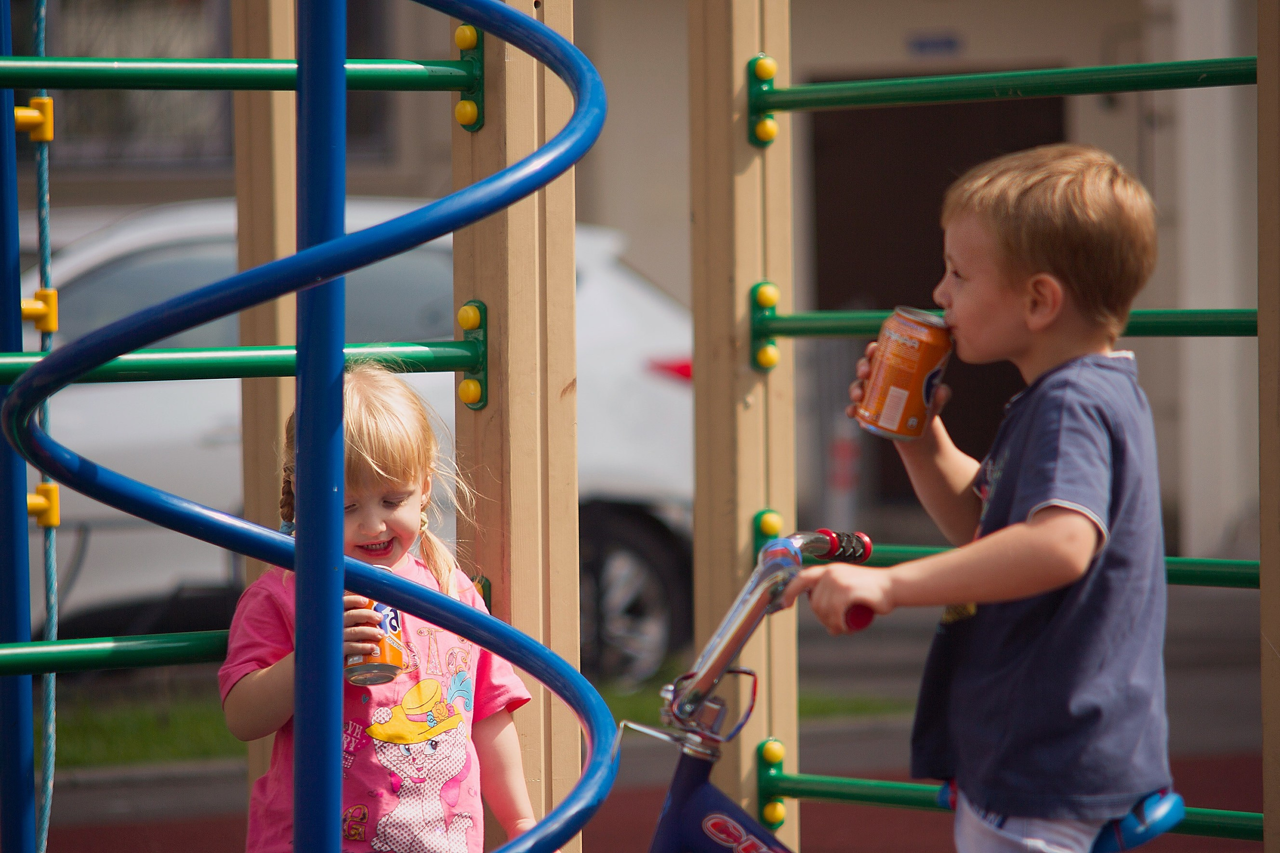 Детская фотография в помещении и на улице. Сайт фотографа Виталия Дени