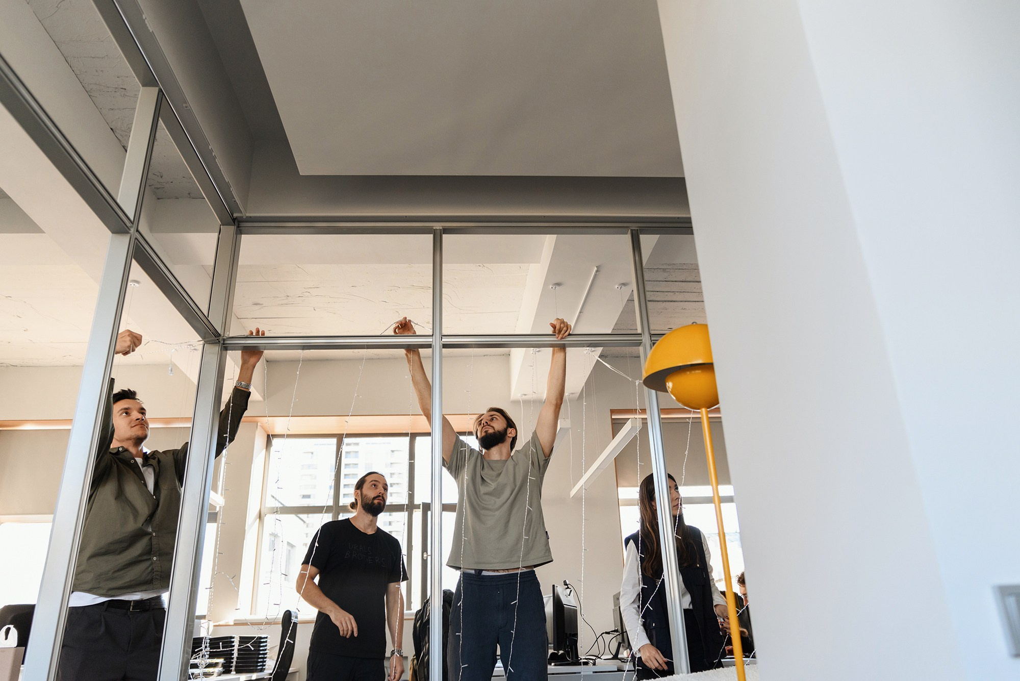 Репортажная сьёмка для R1.Lab Открытие нового офиса!. Константин Солодянкин — свадебный и репортажный фотограф в Екатеринбурге и Верхней Пышме