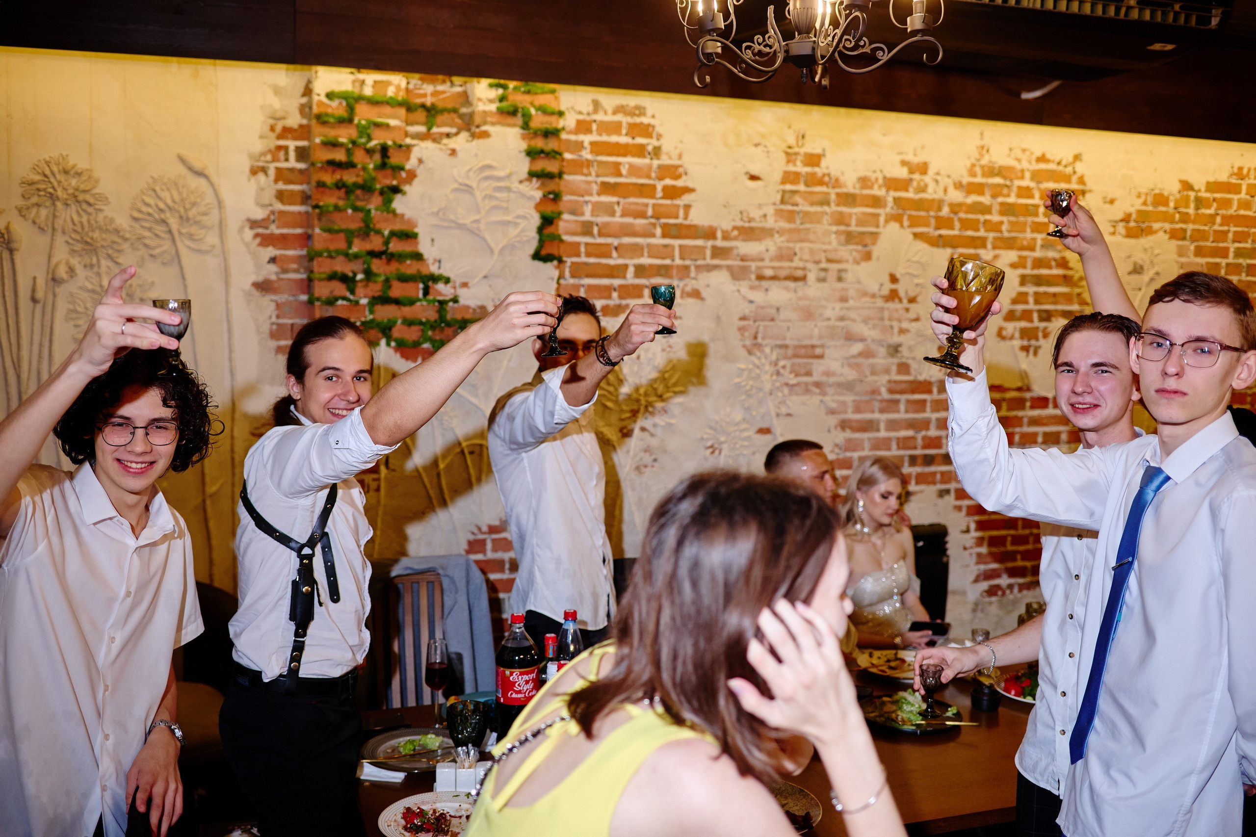 Выпускной 35 Сош. Фотограф Выпускные альбомы Таганрог Сергей Коробченко