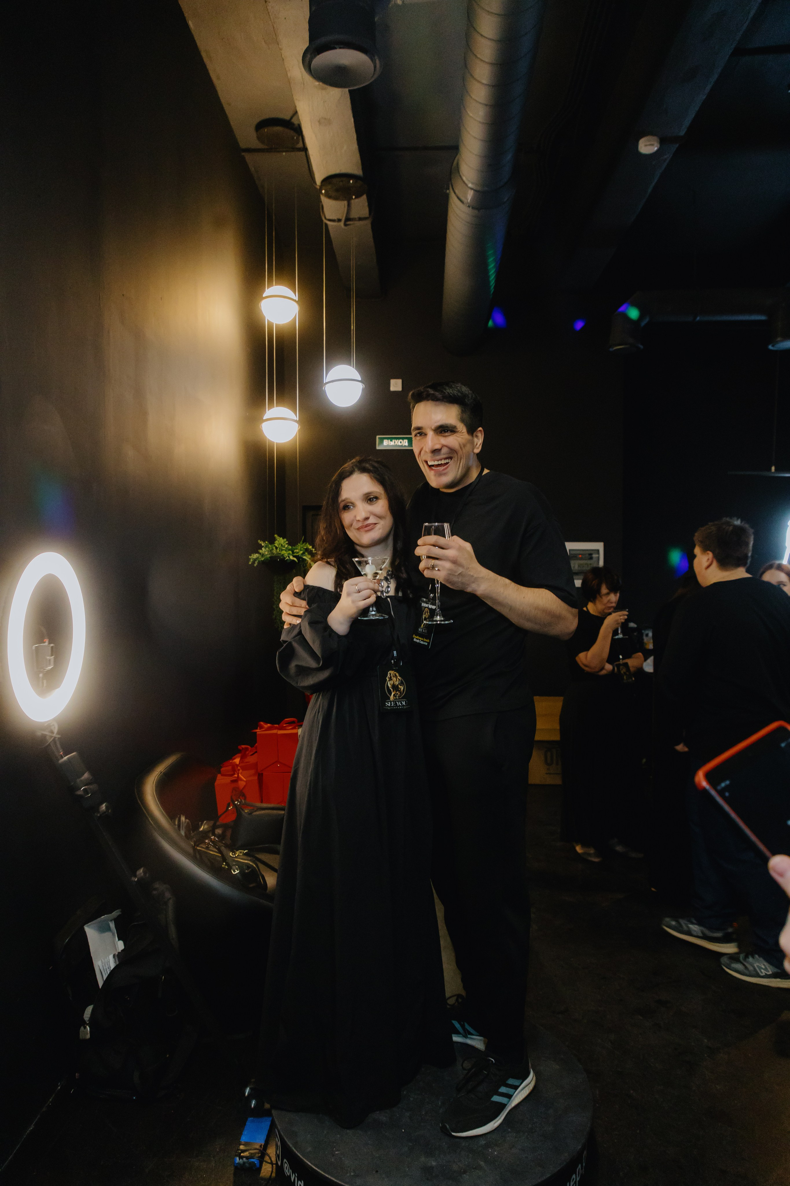 See `You Perfume. Фотограф в Москве и Санкт-Петербурге Дарина