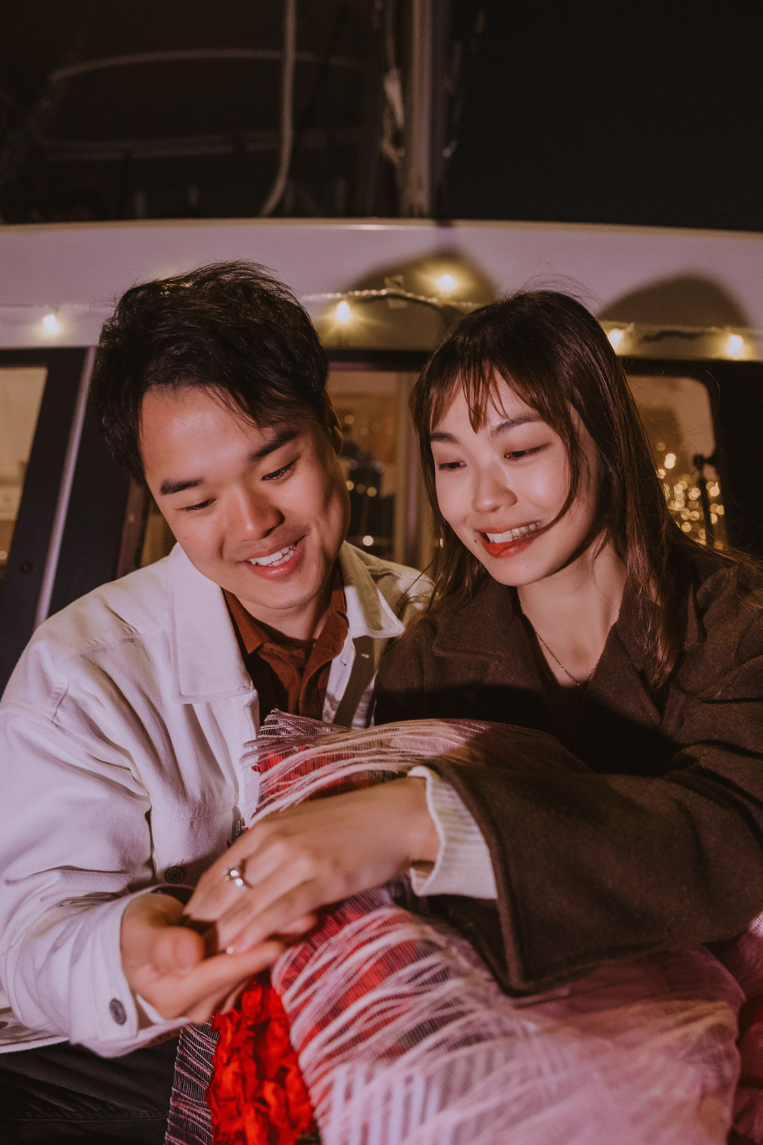 Предложение руки и сердца на яхте во время вечерней прогулке в Пусане. ВАШ ФОТОГРАФ В ПУСАНЕ (Южная Корея) Александра Ануфрий