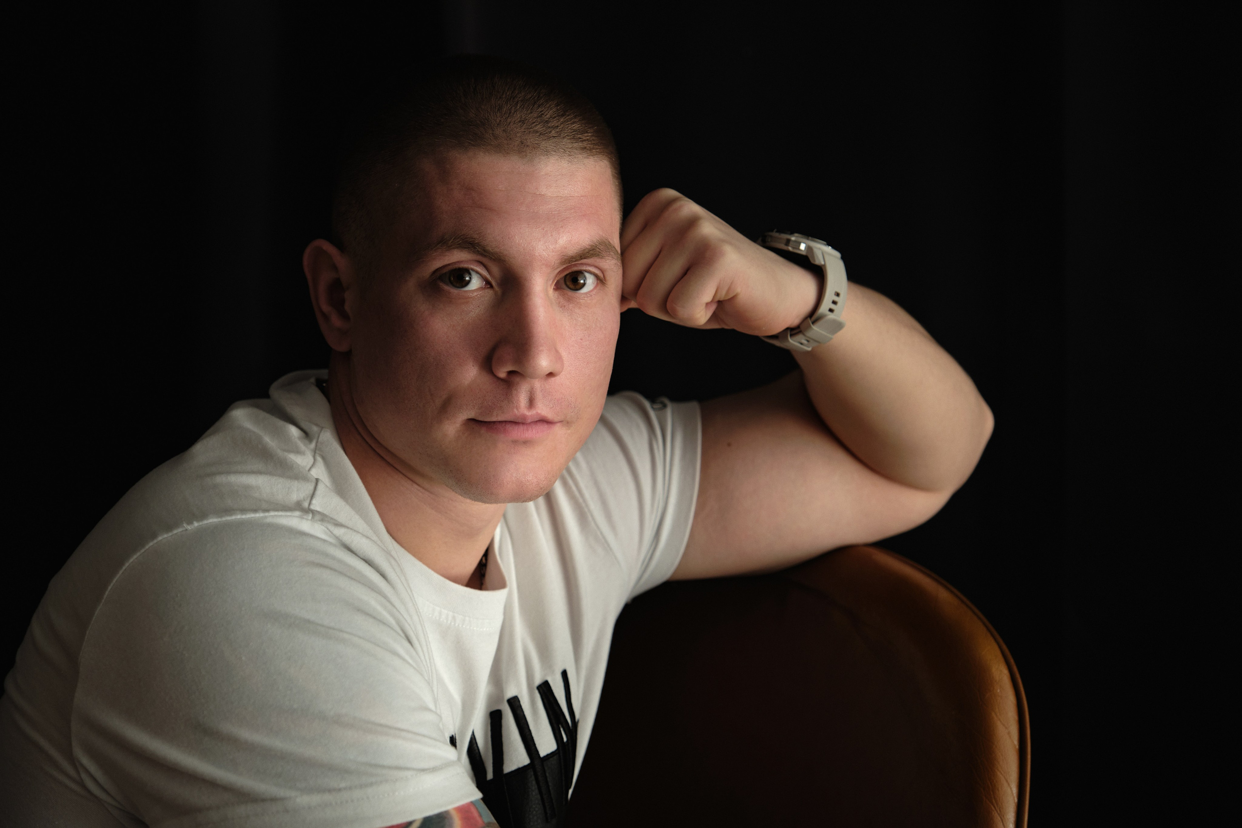 📸 Мужская фотосессия на улице и в студии | Профессиональные фото