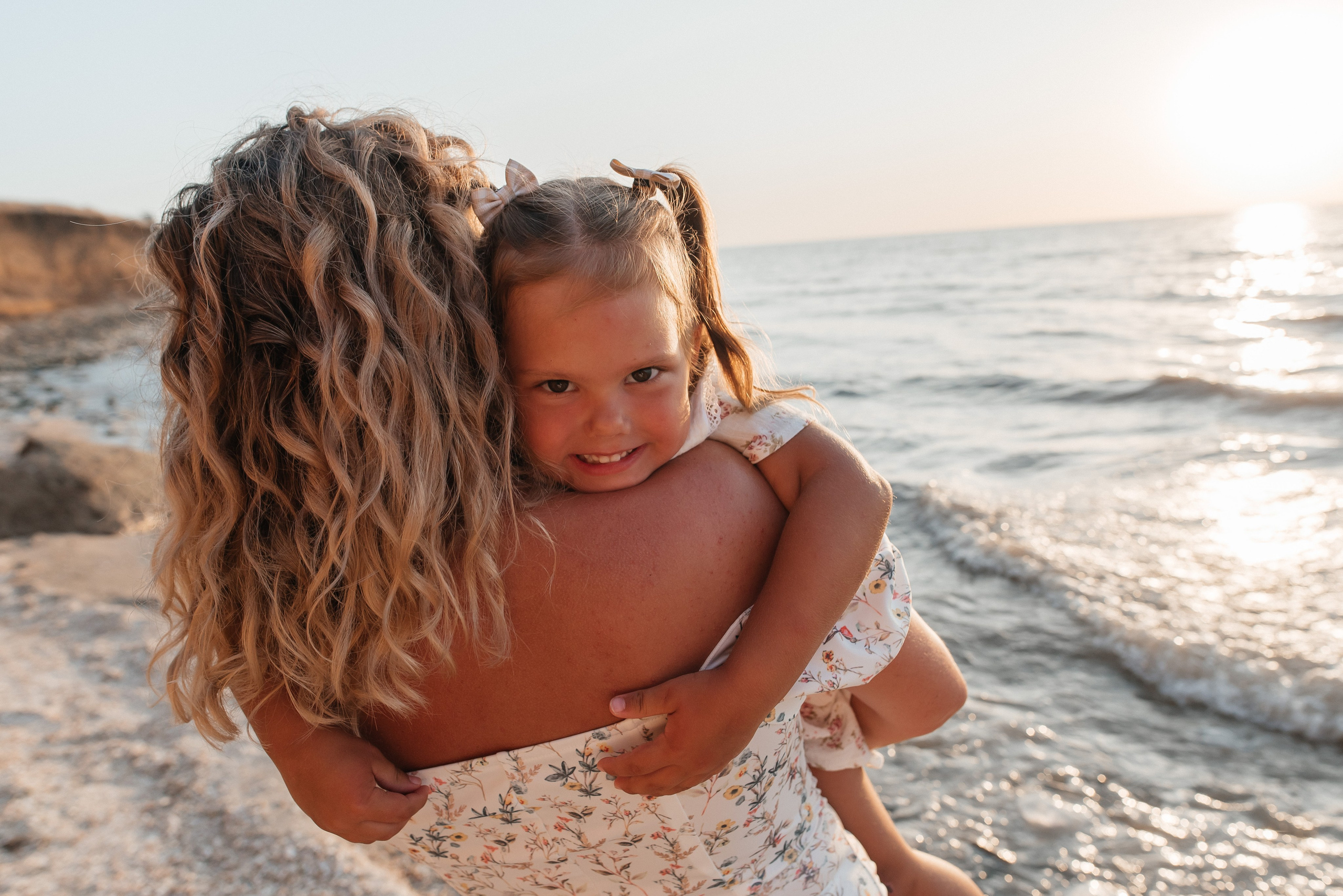 Семейная прогулка на маяке. Детский и семейный фотограф выпускной альбом Приморско-Ахтарск