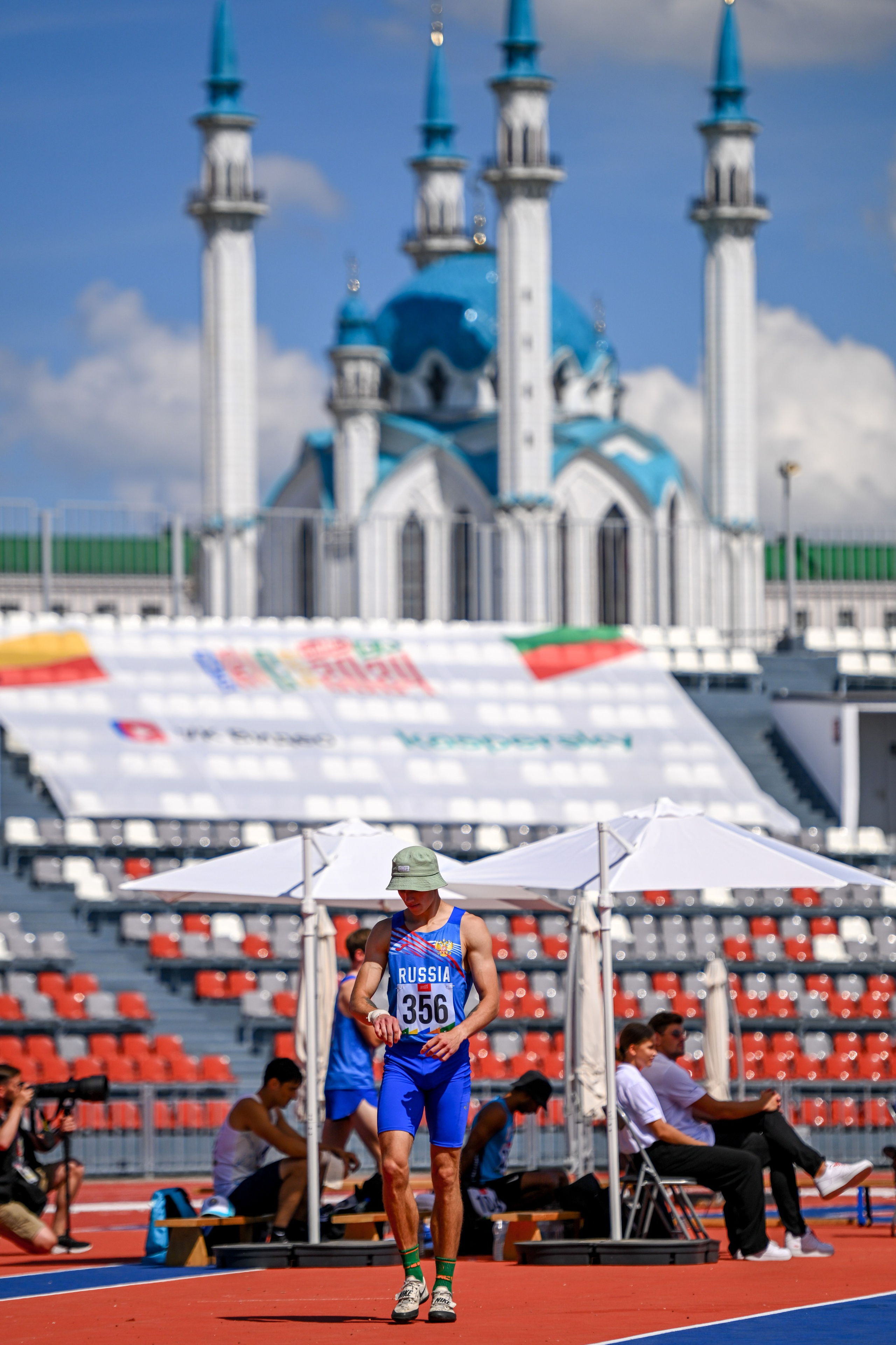 Легкая атлетика «Спортивные игры стран БРИКС». Спортивный и репортажный фотограф в Казани Вячеслав Сатонин