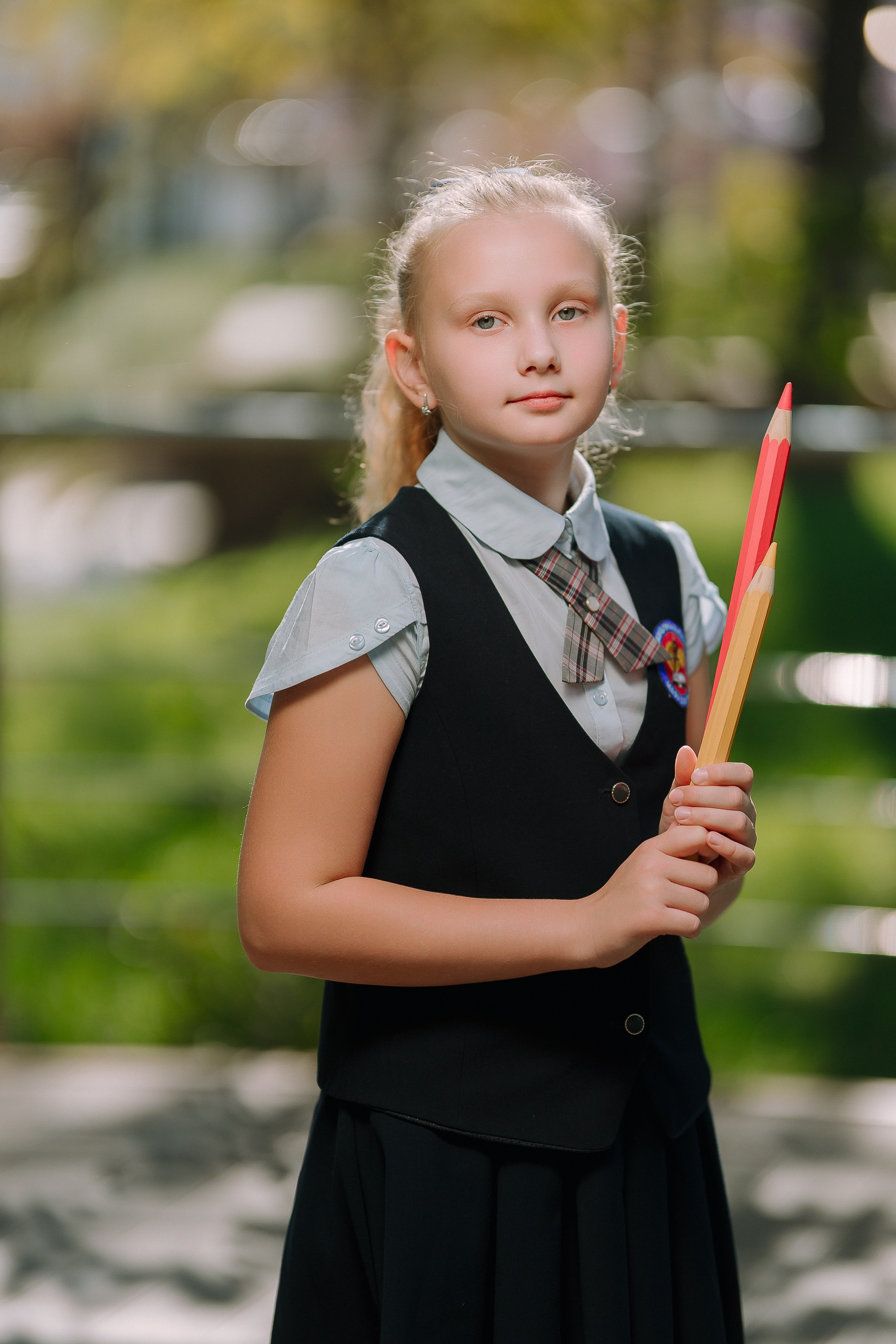 Портрет младшая школа- улица. Выпускные альбомы Натальи Бутко: Новороссийск, Анапа, Геленджик