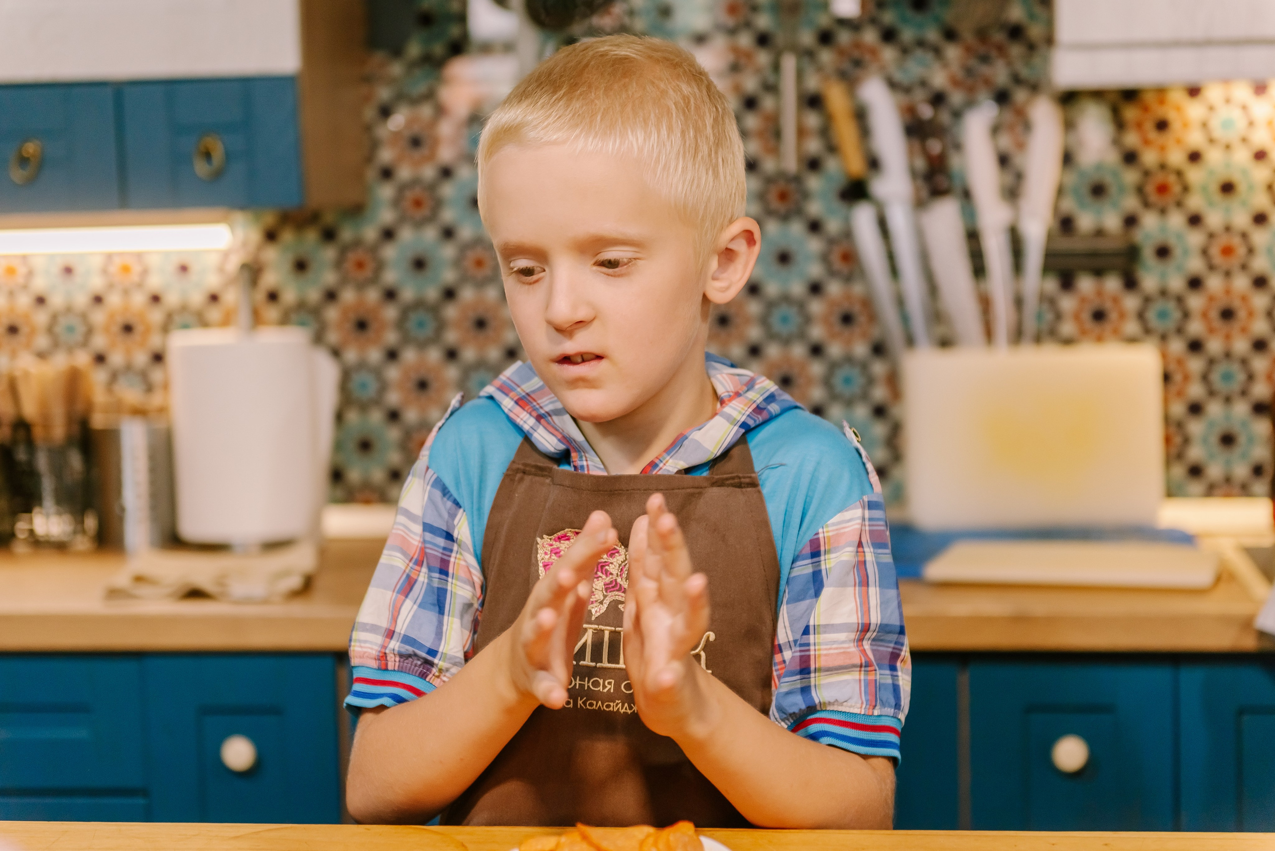 Инклюзивная кухня добра в Артишок 30. 07.35. Детский фотограф, семейный фотограф и репортажи в Кемерово