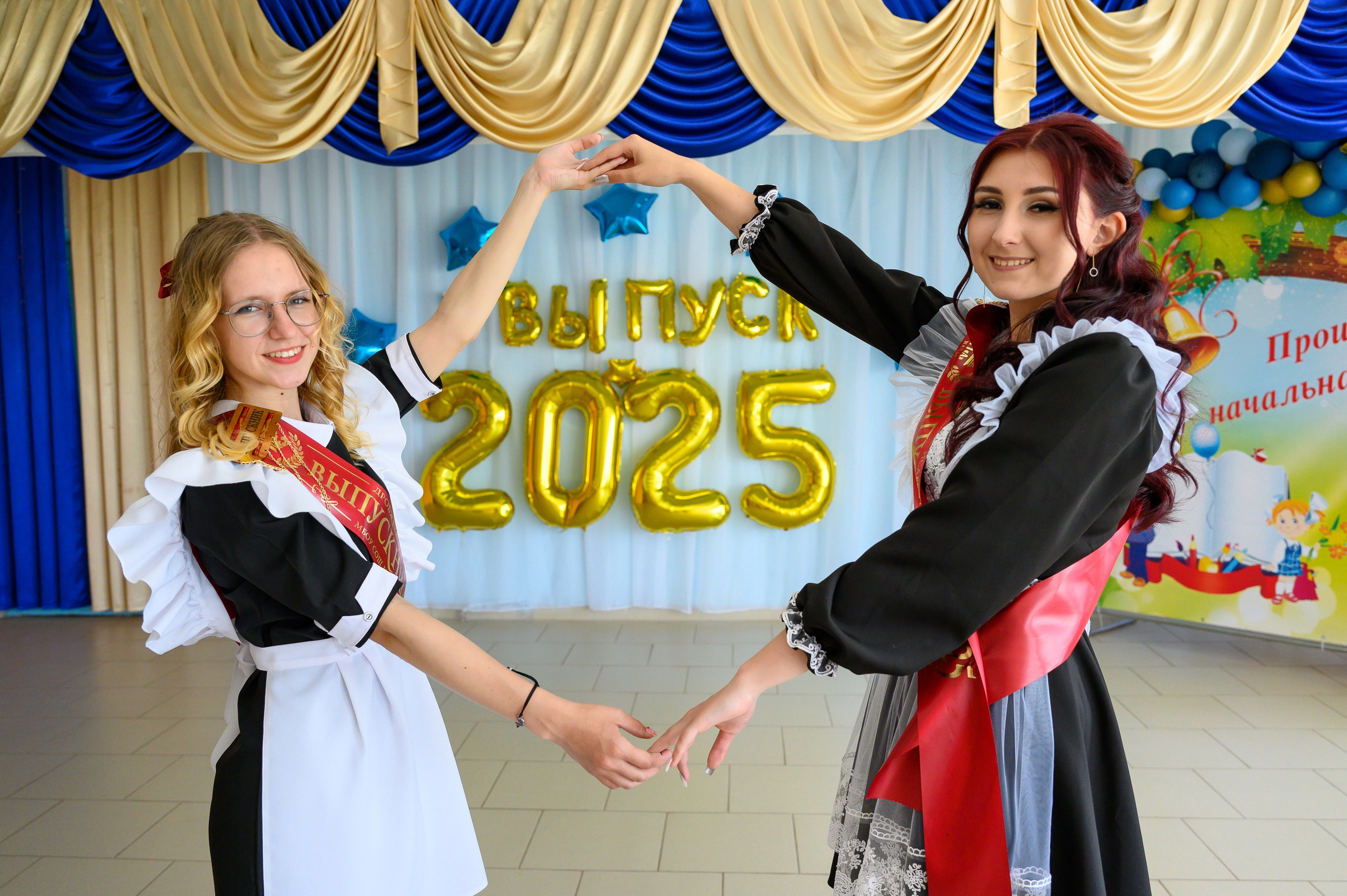 Фотосессия в школе Найдорф СОШ 53 11 класс. Вячеслав Скрипник Фотограф Краснодар