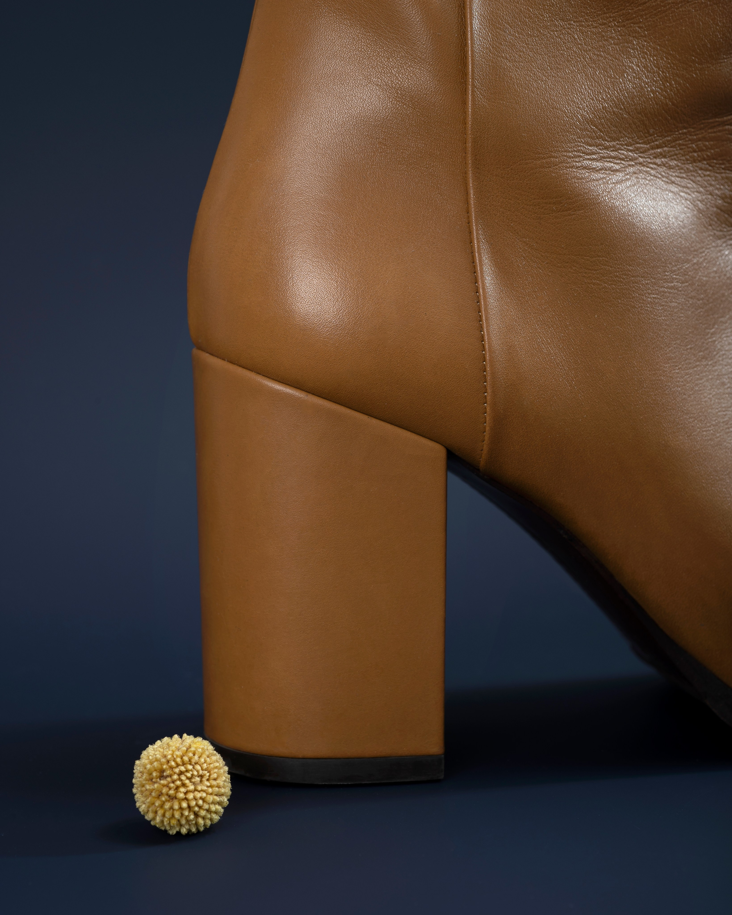 Съемка женских ботинок для сайта и каталога.