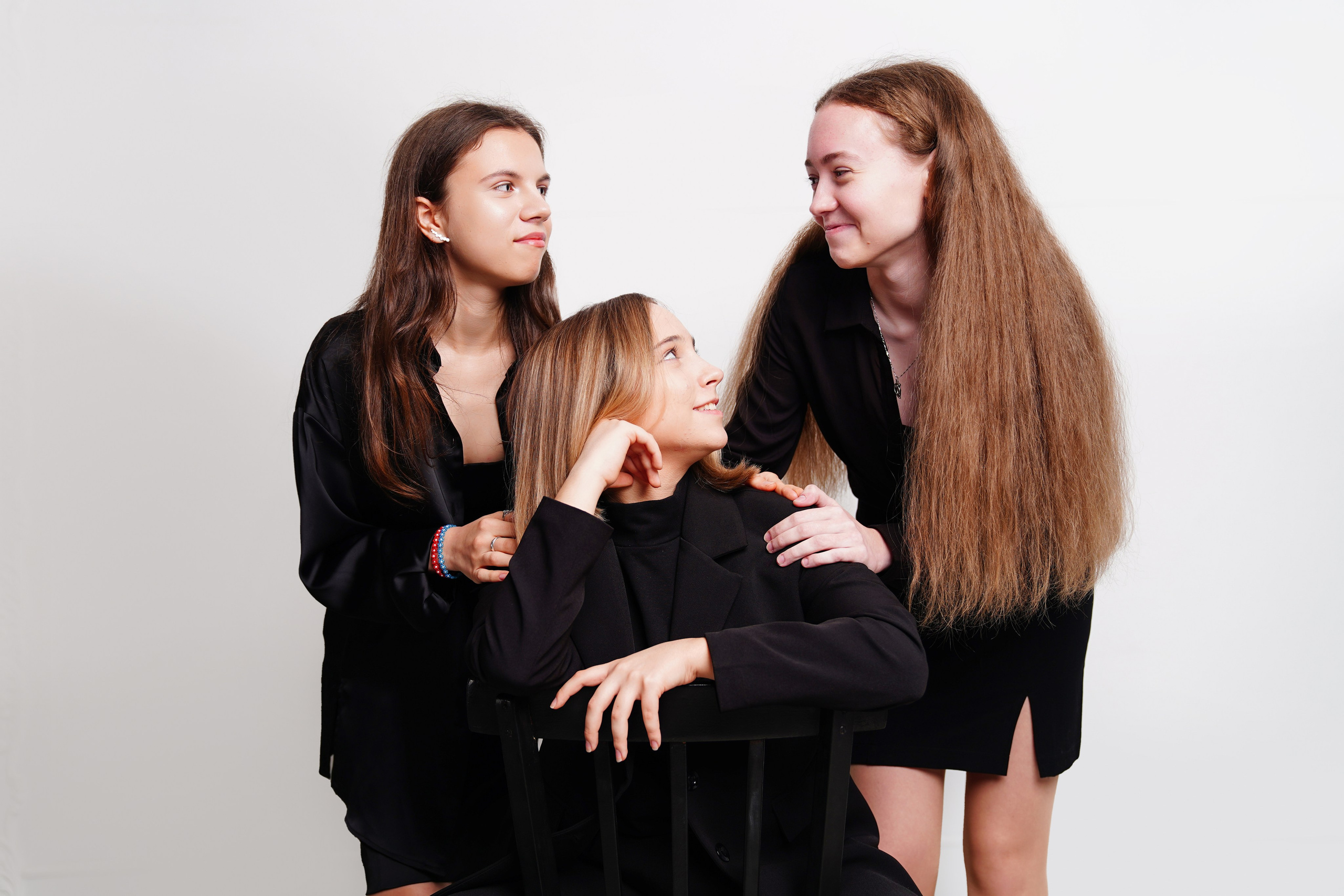 Мелкие группы / старшие классы. MEMENTO.Выпускные альбомы, школьные, юбилейные и другие книги. Ростов-на-Дону