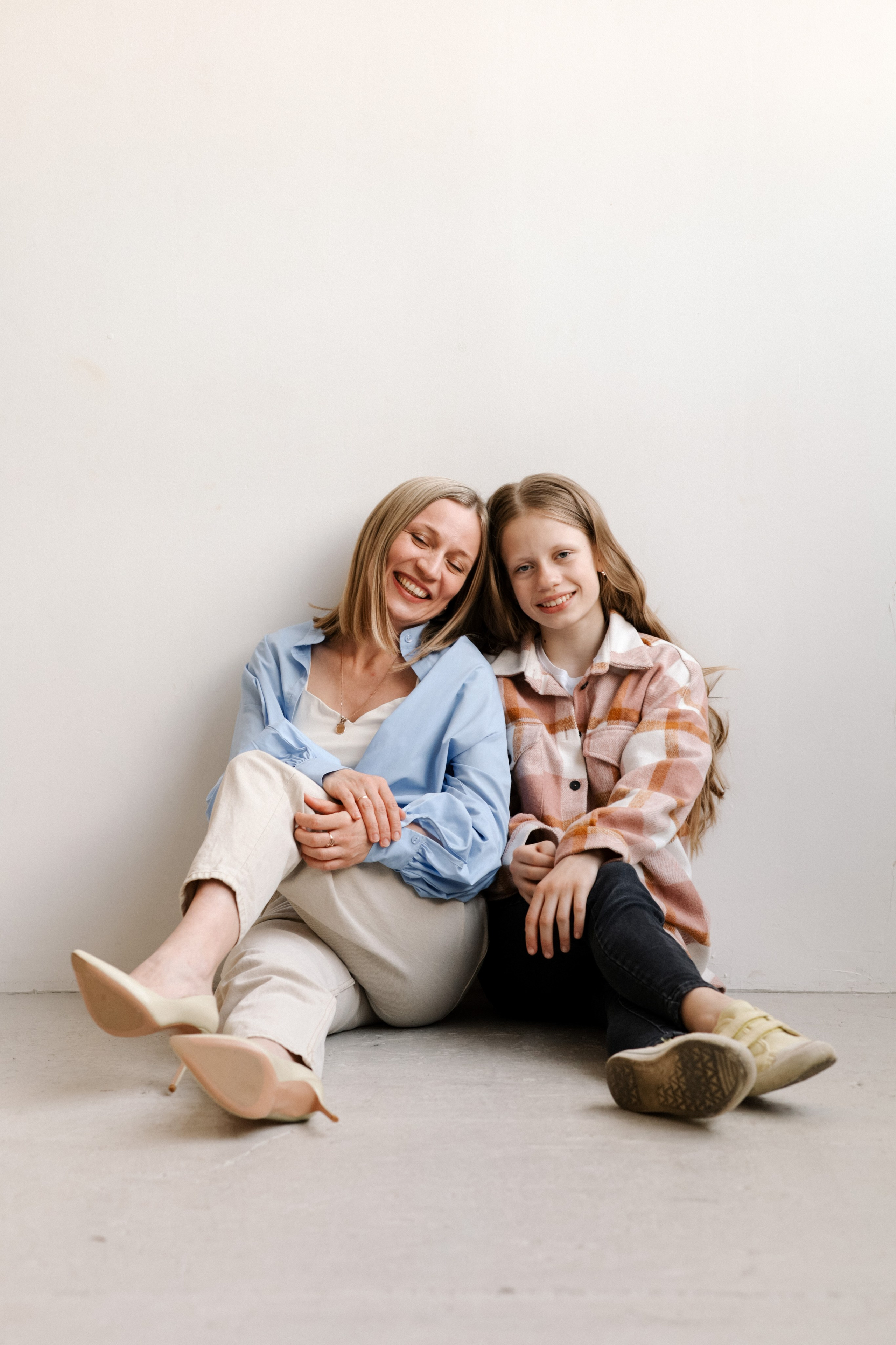 Света и Маша. Алёна Стерхова — Предметный и портретный фотограф. Ижевск