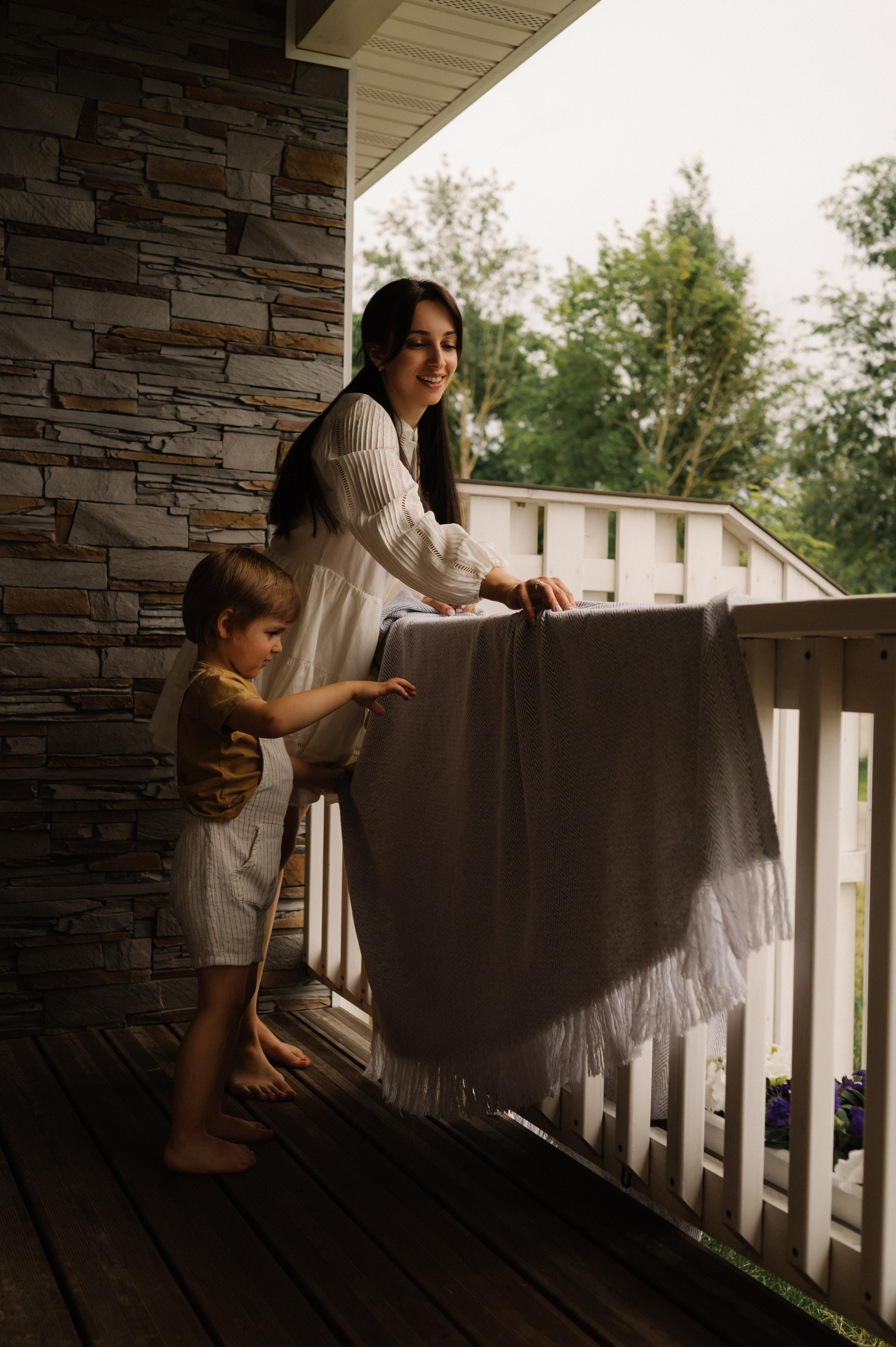 Лука с мамой и папой. Эльвира Жижикина. Семейный фотограф в Санкт-Петербурге