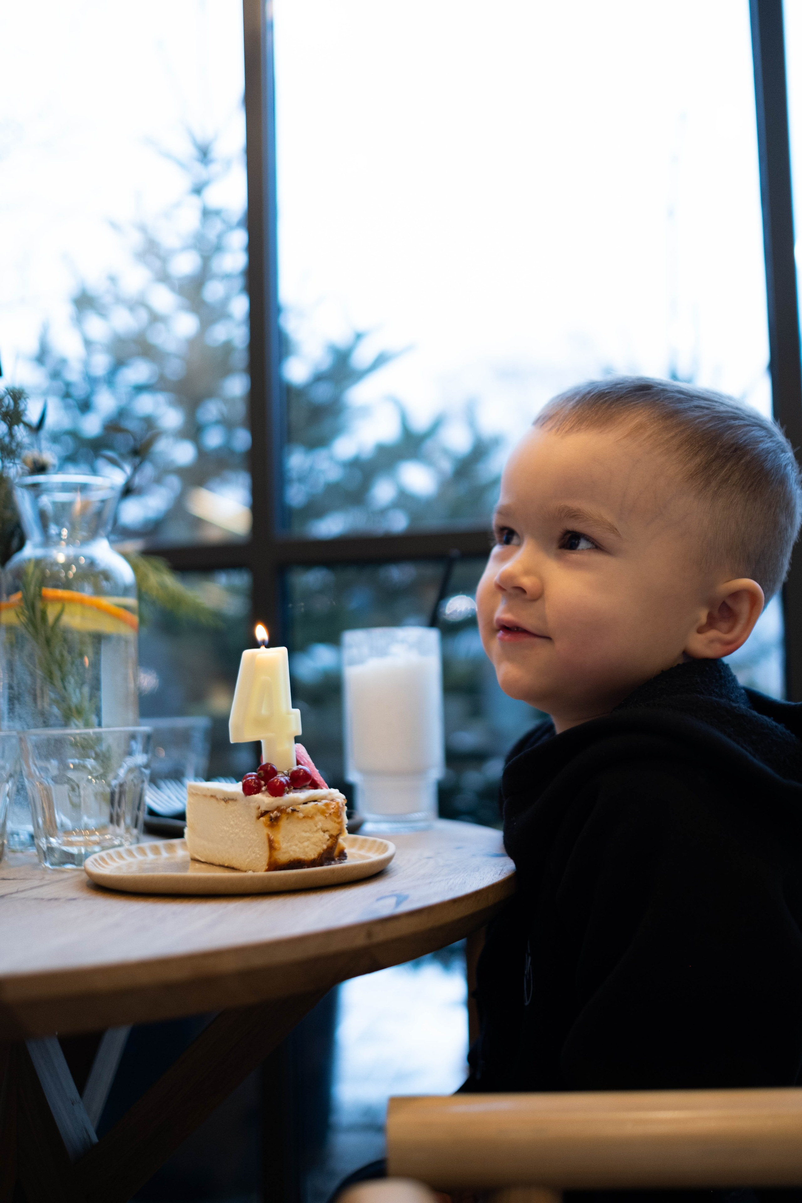 Алекс первый раз на катке. Семейный фотограф в Санкт-Петербурге Дарья Косянчук
