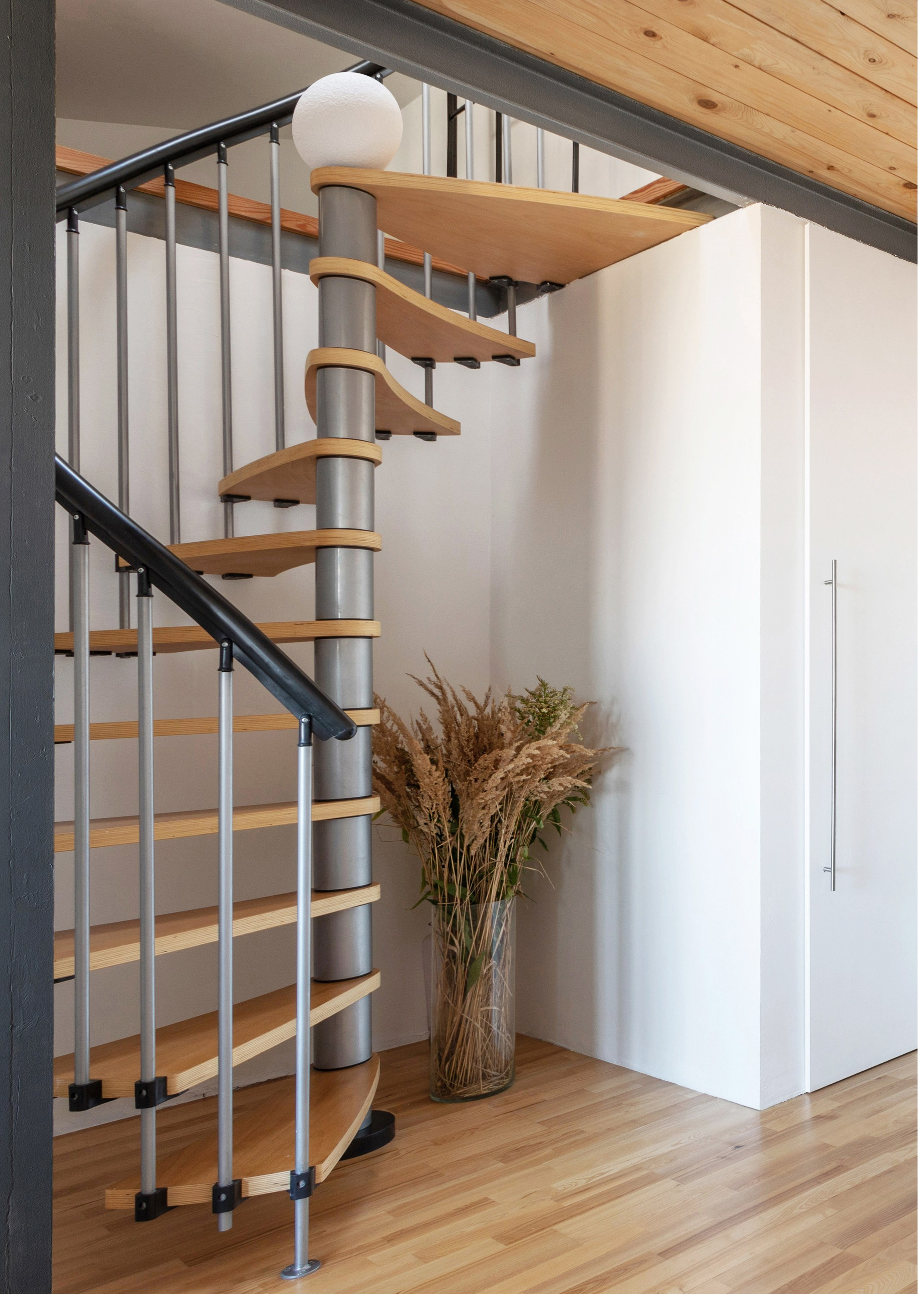 Mezzanine 2-level flat Moscow. Интерьерный архитектурный фотограф | interior architectural photographer