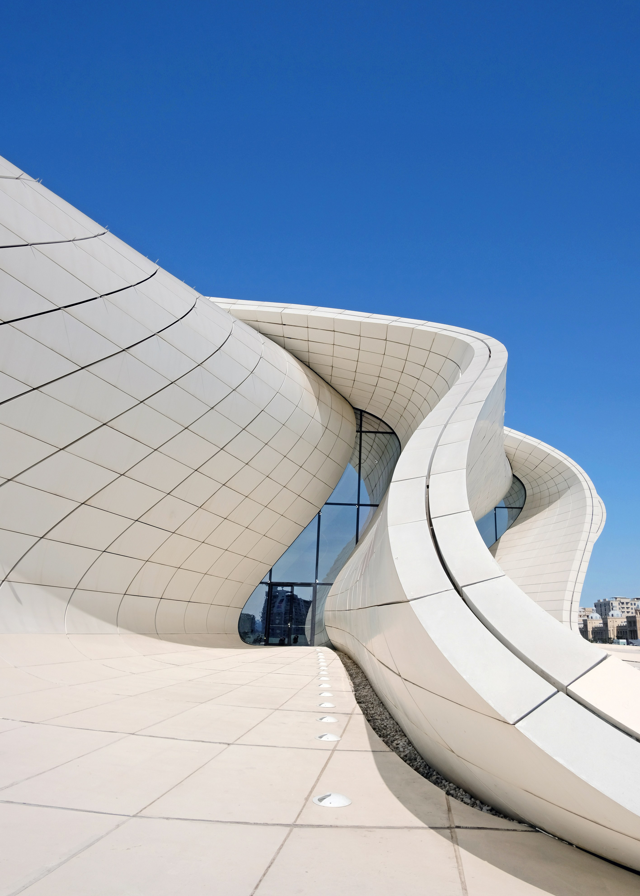 Zaha Hadid Baku Aliev Center. Интерьерный архитектурный фотограф | interior architectural photographer