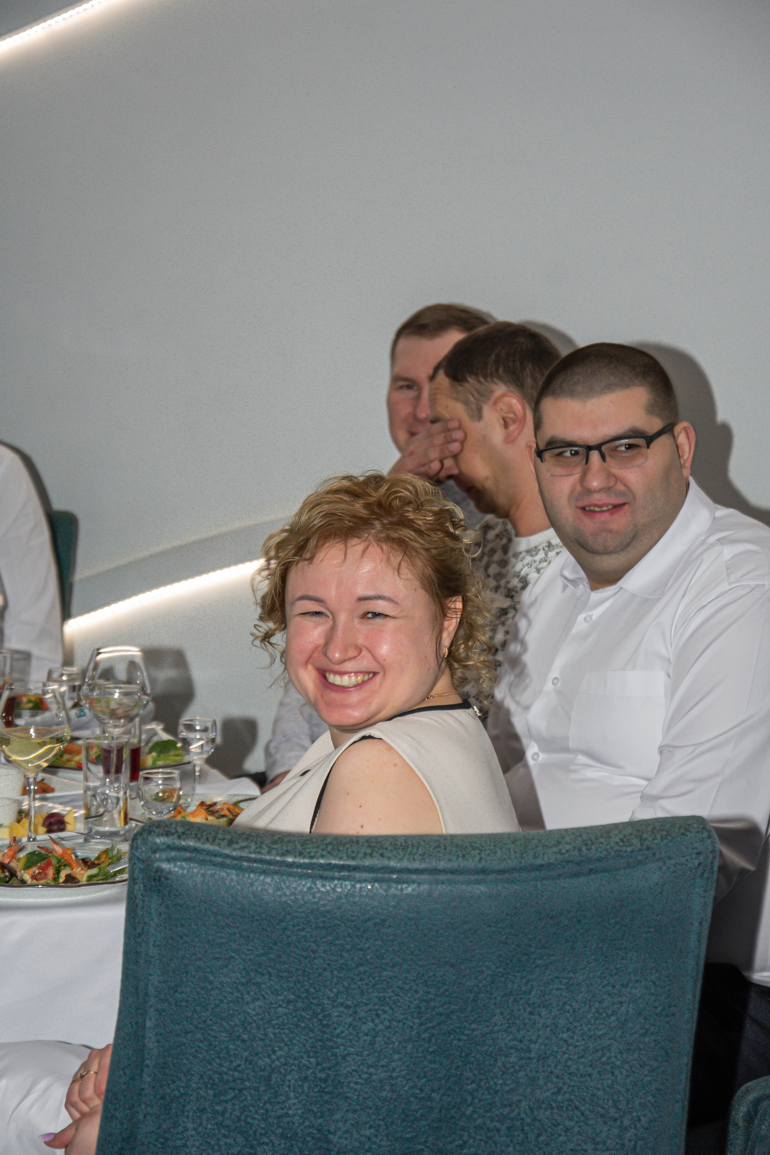 Корпоратив. Женский фотограф в Людиново и Киров