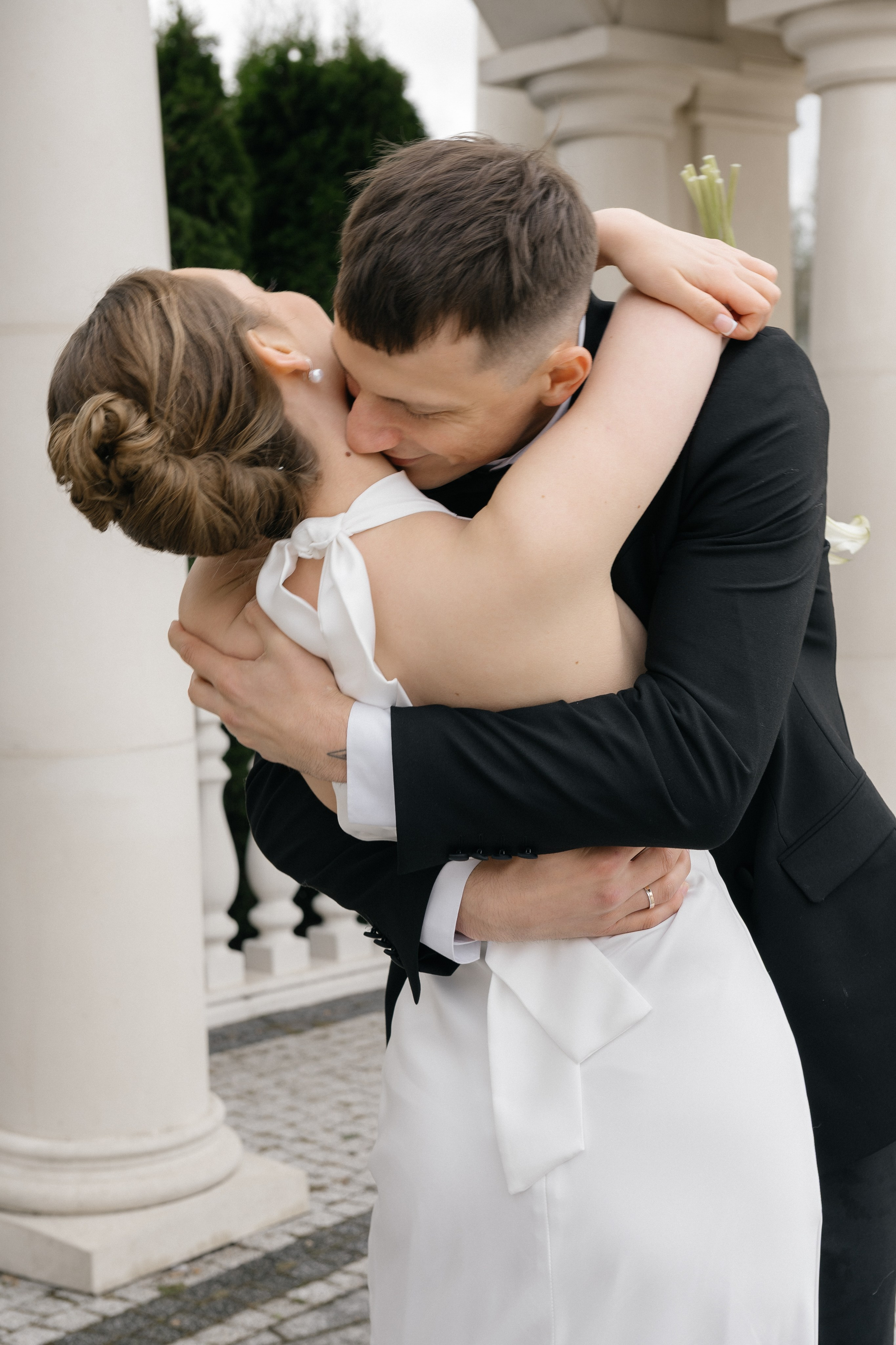 Wedding day in Martinique Bar. Wedding PHOTOGRAPHER Andrew Vnukov