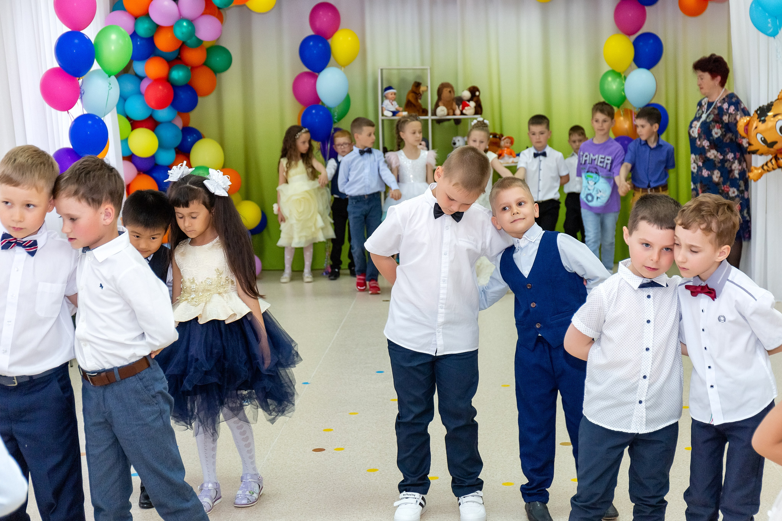 Выпускной. Детский сад «Тигрёнок». Стильный выпускной альбом Владивосток фотограф Вероника Мигачева