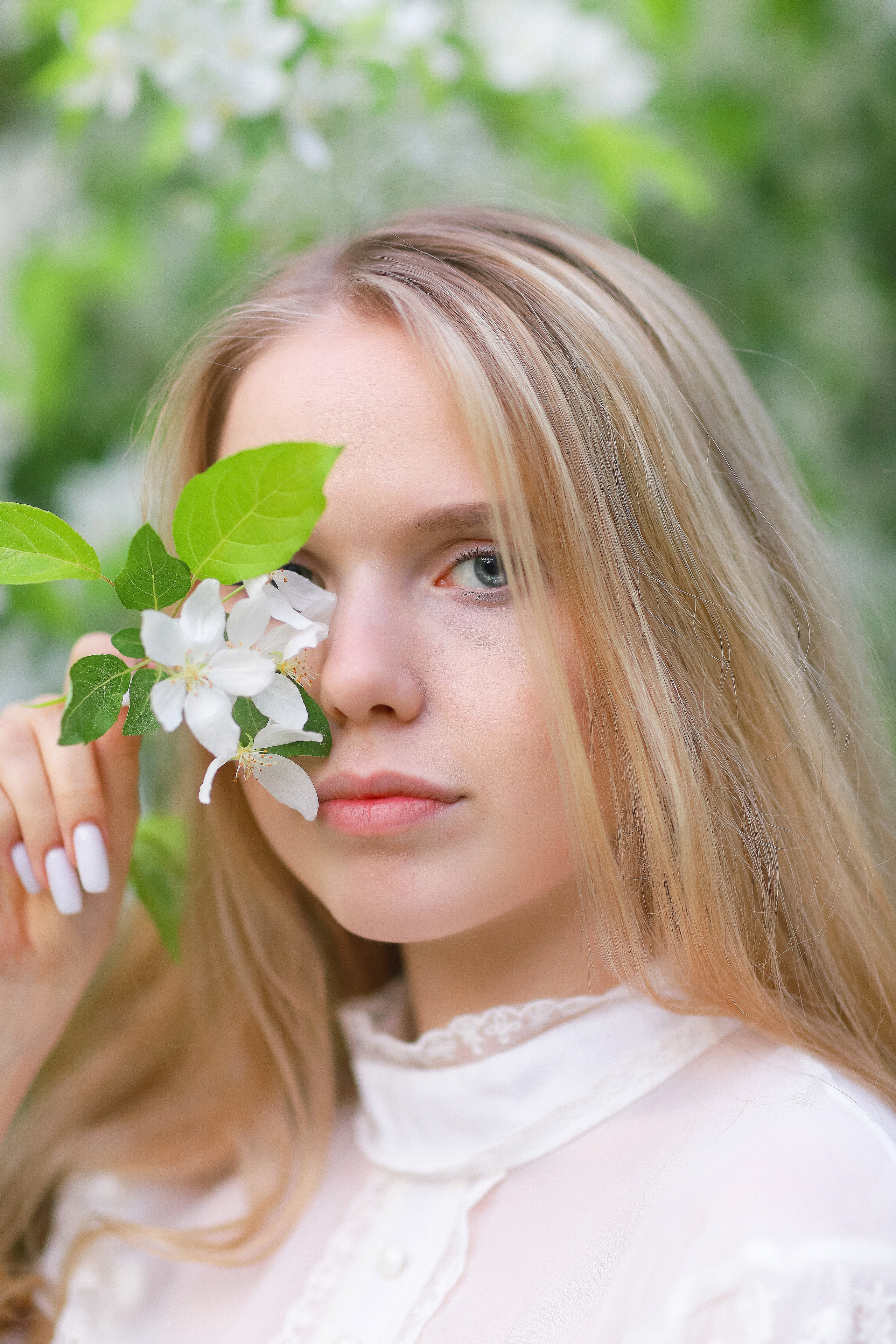 Цветение яблони. Photographer Helen Shabalina