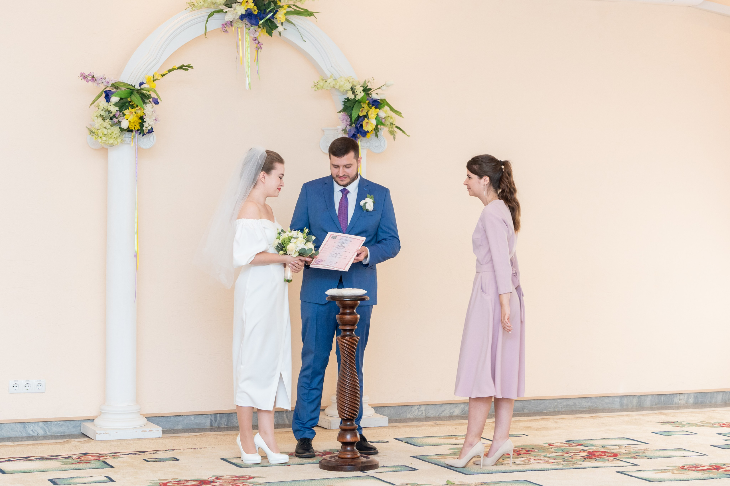 Таня и Андрей. ЗАГС. Репортажный и интерьерный фотограф Александра Солдатова