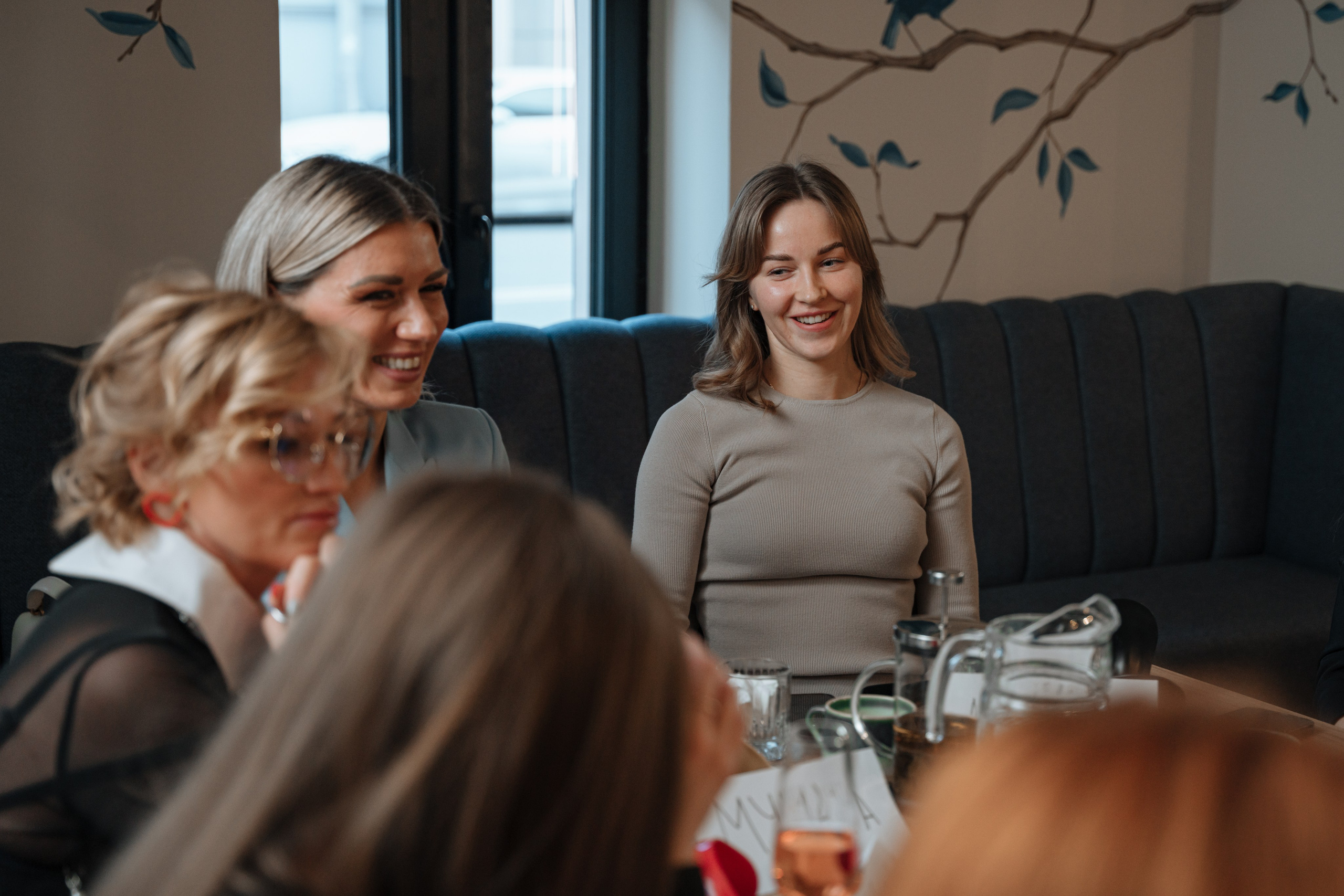 Мафия. Бар FINCH. ЖЕНСКИЙ КЛУБ LAXMI. Портретный фотограф в Санкт-Петербурге Дмитриева Наталия
